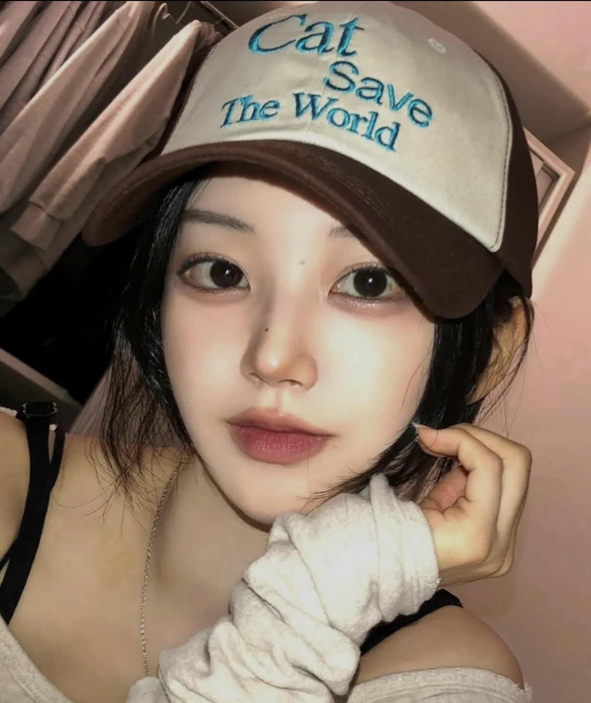 貓奴必收！CSW雙色拼接帽 😽