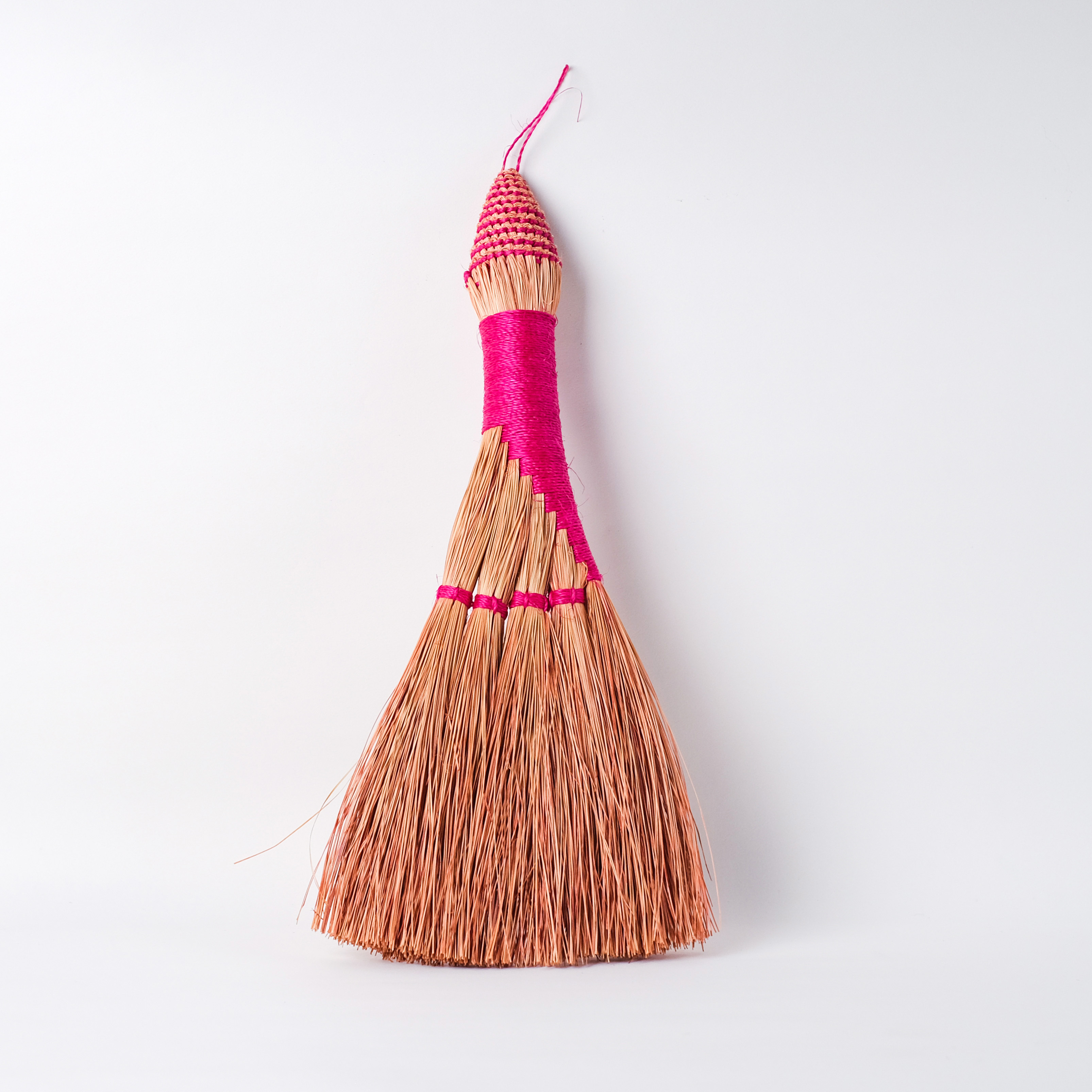 永續工藝｜Lutindzi 草編掃帚 23｜史瓦帝尼