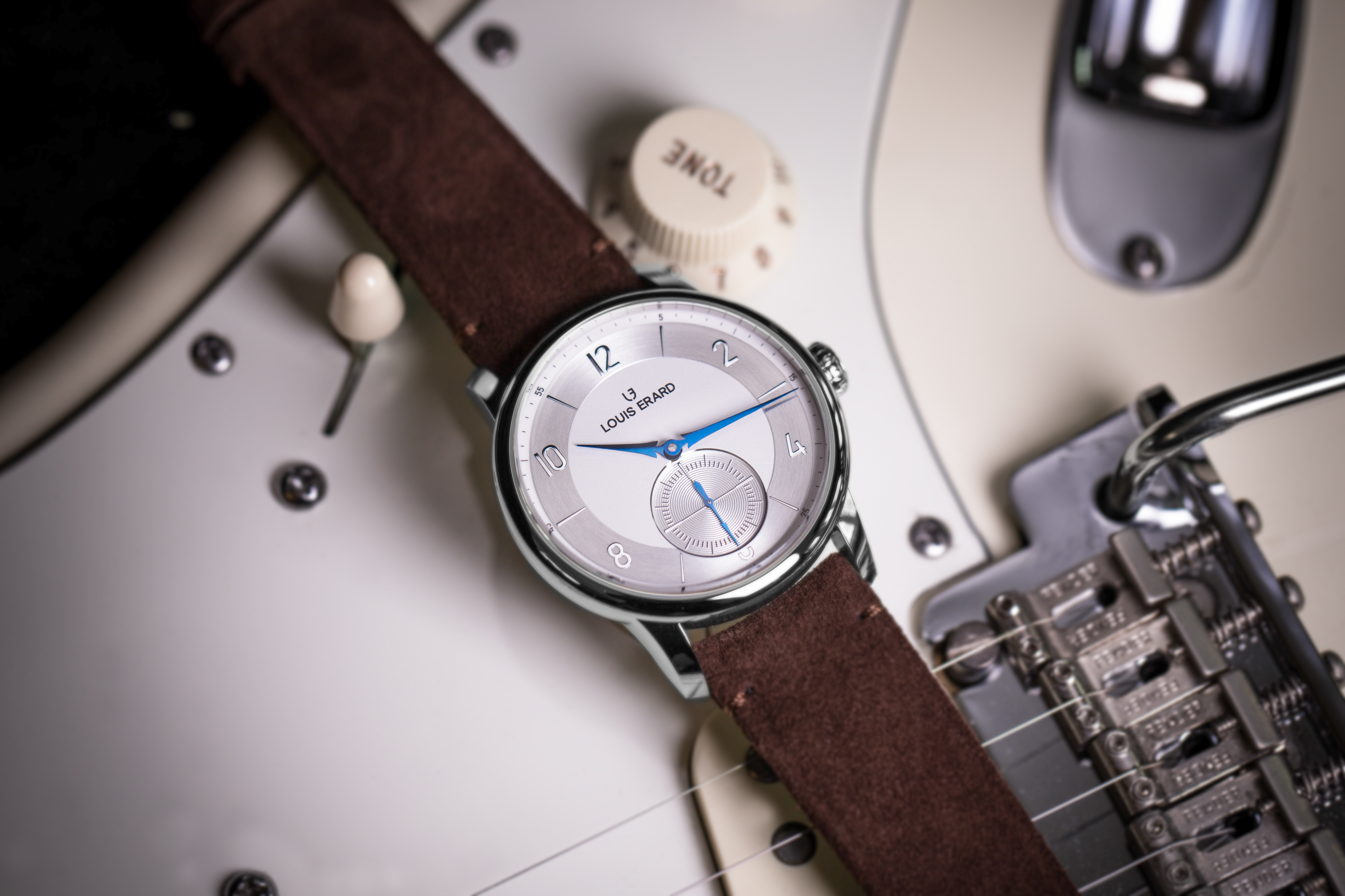 Louis Erard, Noirmont Collection,三針一線,規範式指針