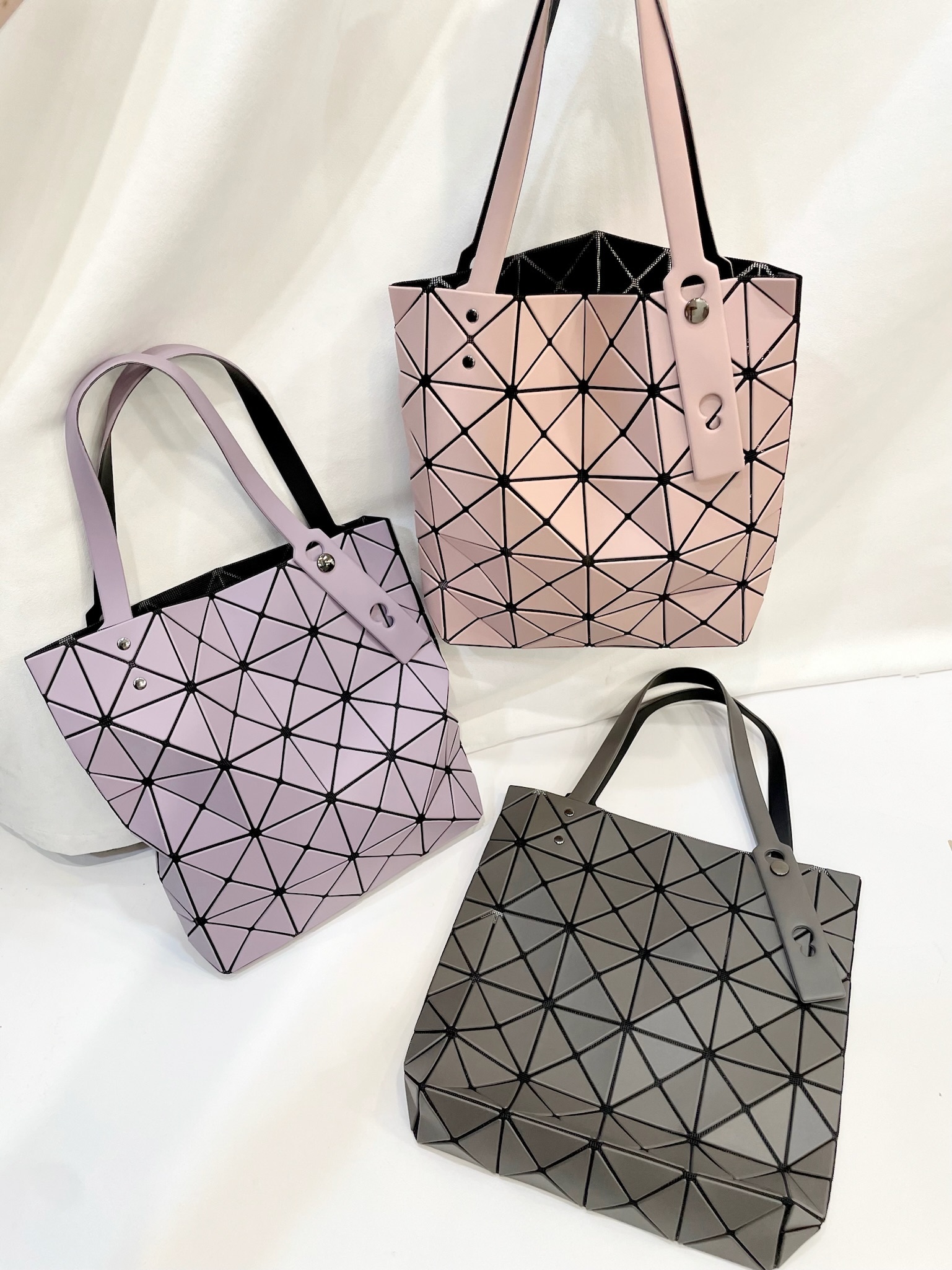 啞光菱格托特包