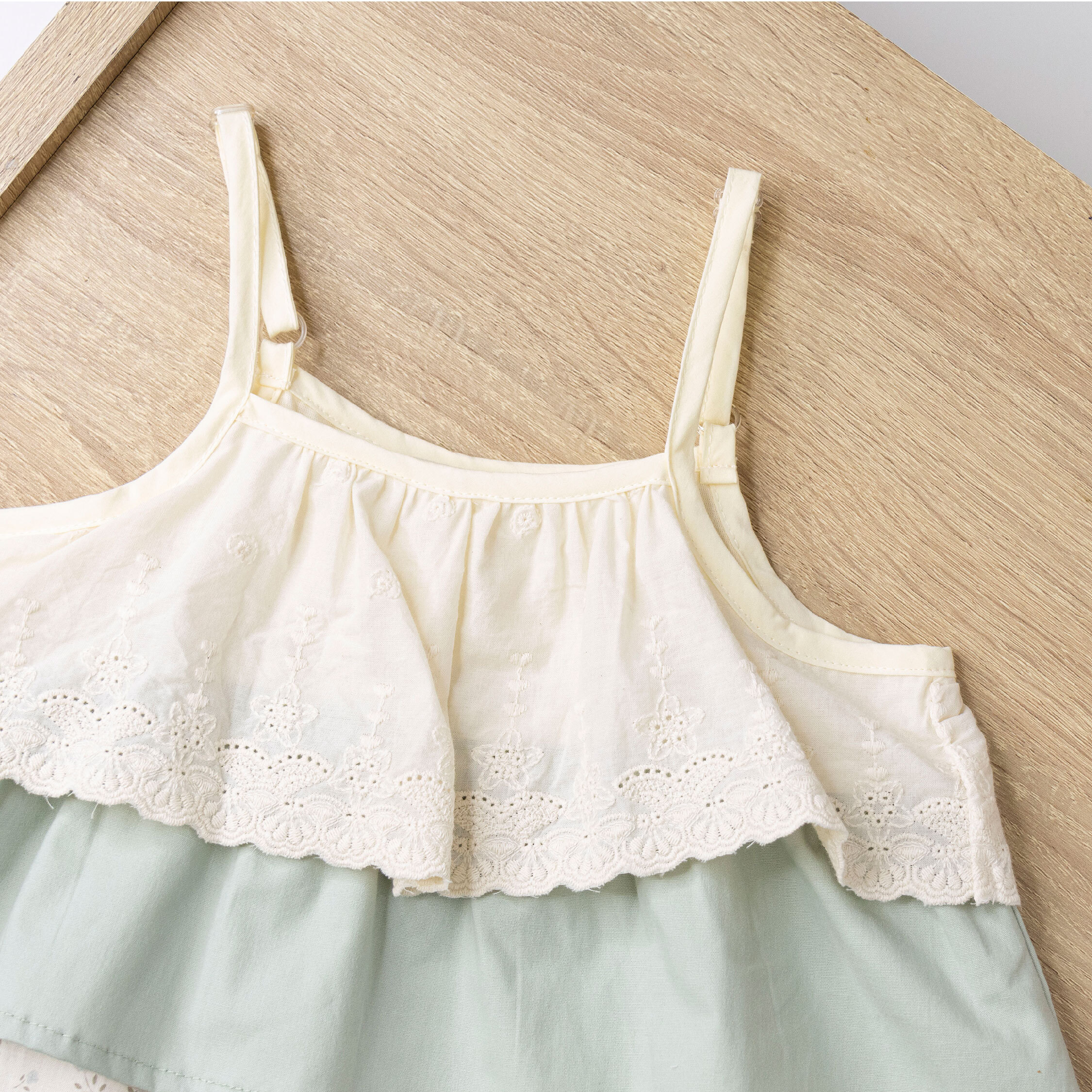 【H50538】歐式緹花刺繡蛋糕細肩洋裝