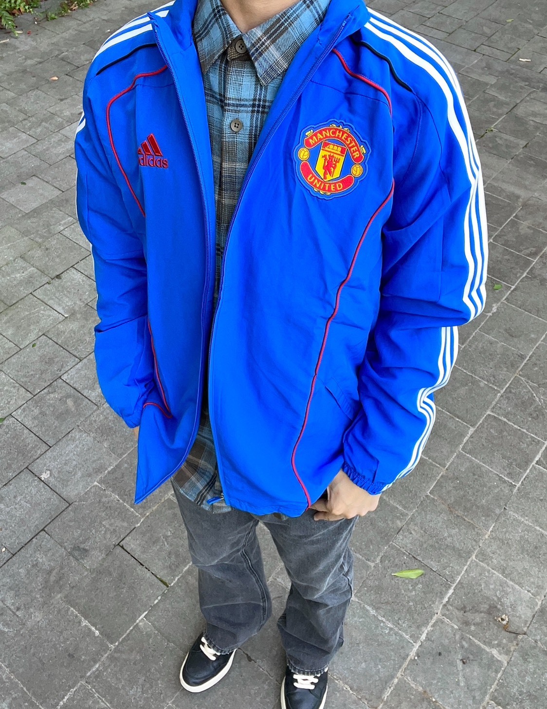 adidas 曼聯條紋立領運動外套｜藍色