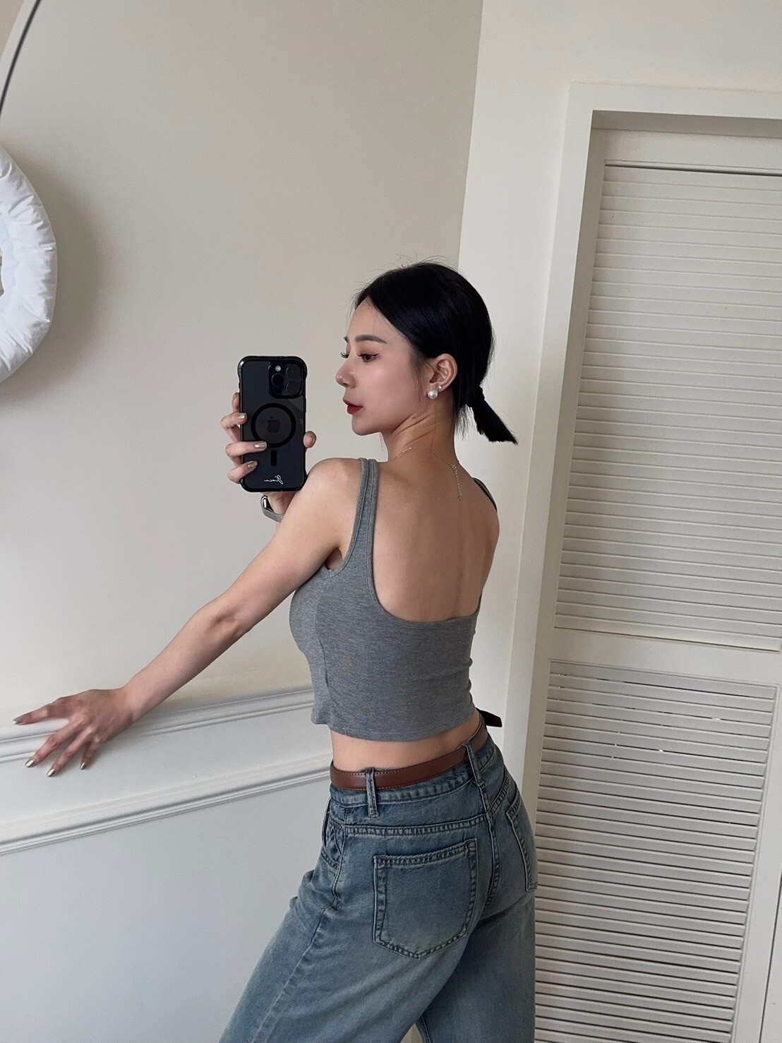 方圓領後露背BRATOP