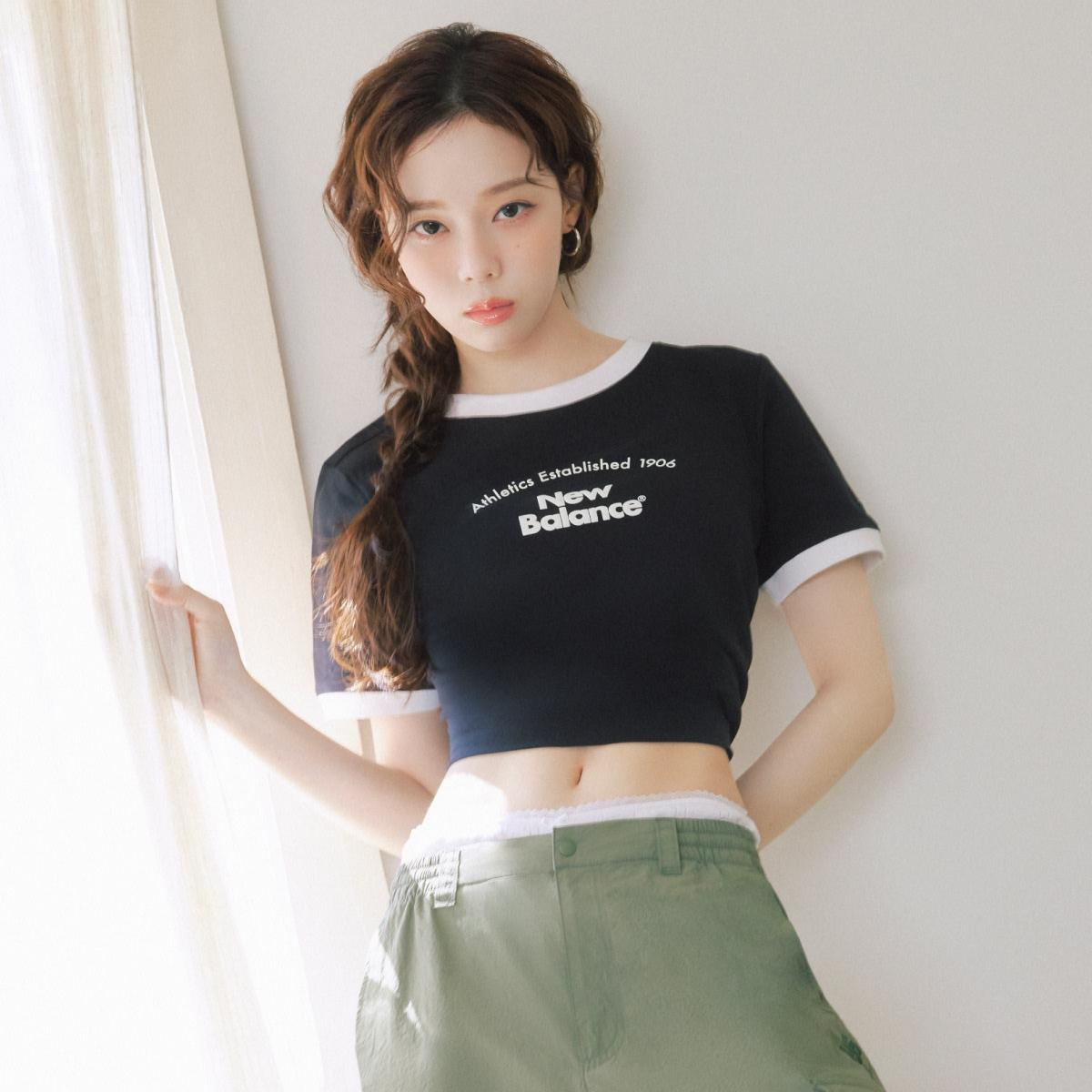 IU & WINTER 代言同款！NEW BALANCE SLIM FIT TEE (4 Colours)