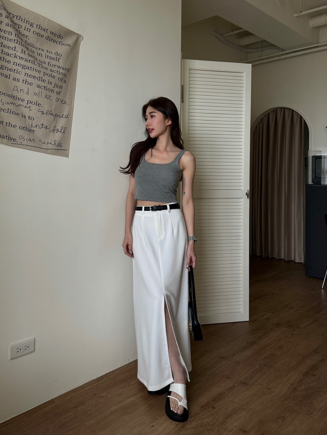 自留款空氣棉前開衩裙