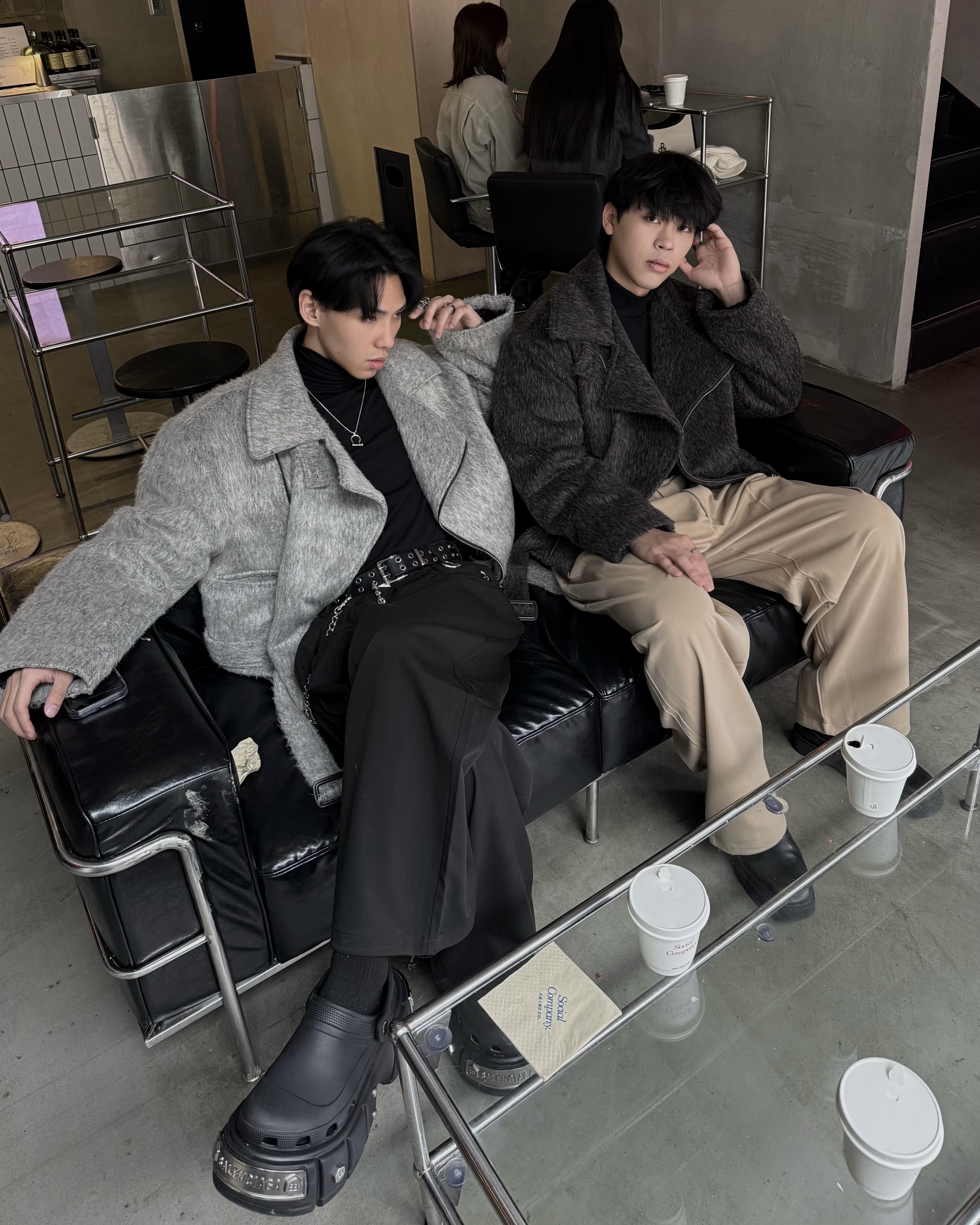 𝐇·𝐓·𝐒 韓國 莫斯科 羊羔毛 騎士 翻領設計 俐落剪裁 大衣外套