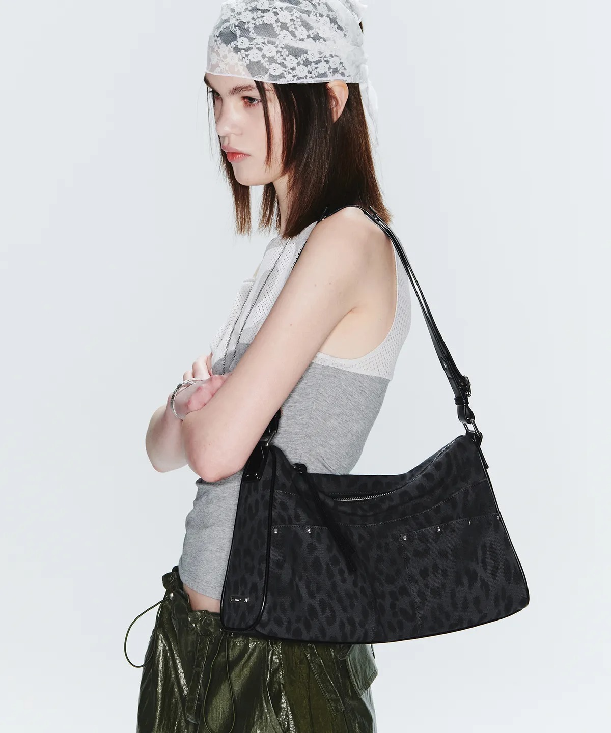 FENNEC BASH BAG with HEART KEYRING