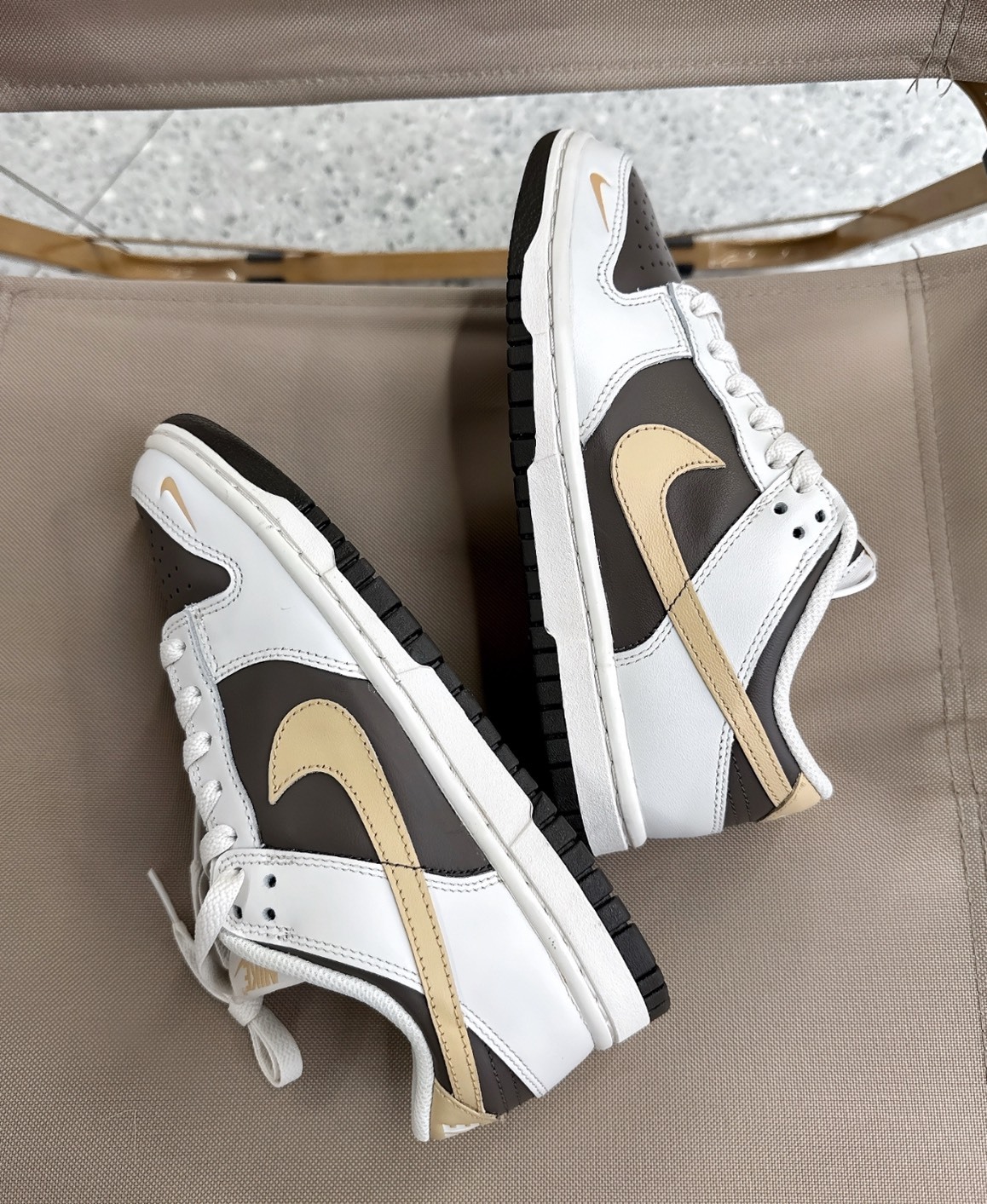 Nike Dunk Low 女款板鞋｜褐色