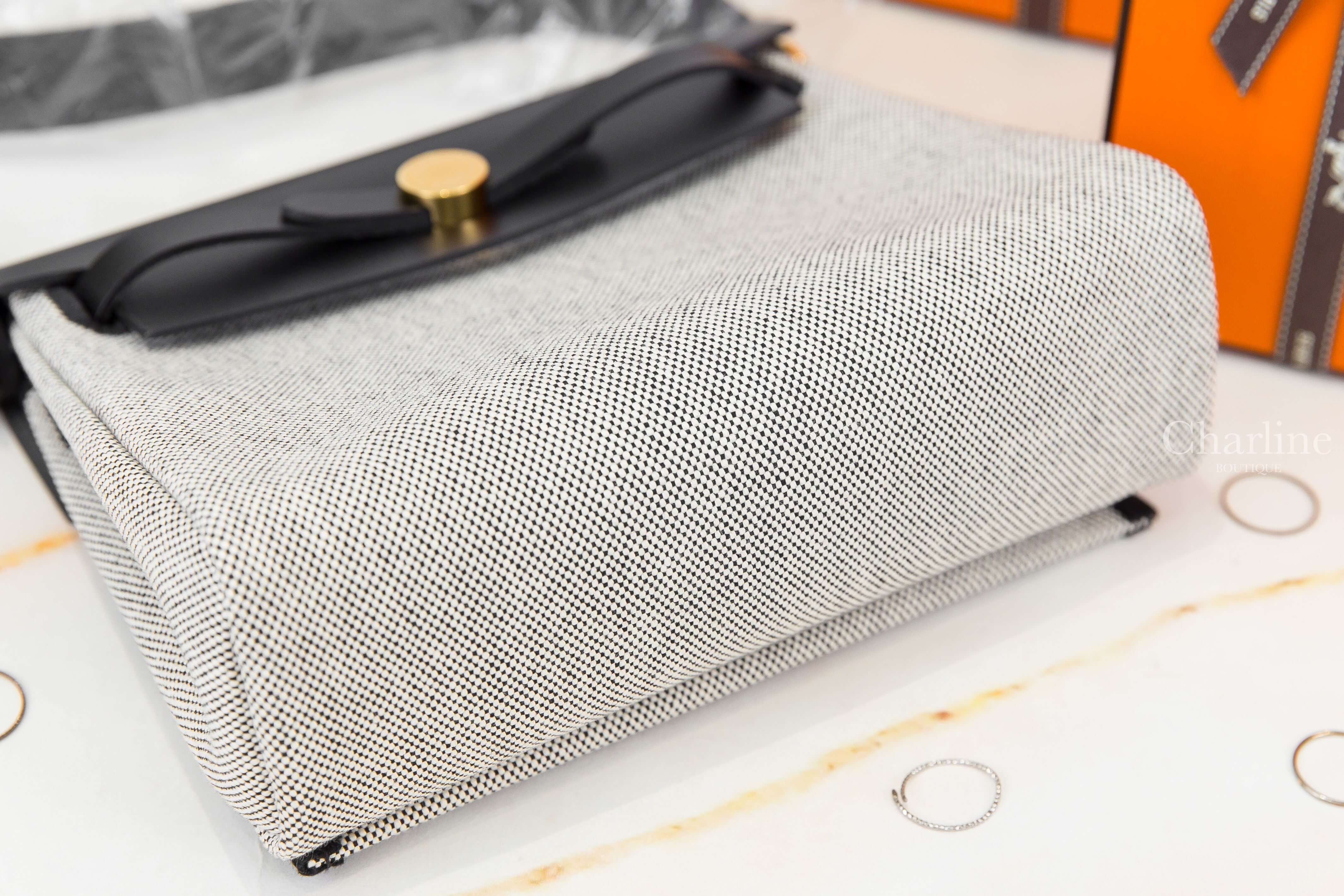 Hermès Herbag Zip 20 Bag 米灰色帆布拼黑色皮革金釦迷你手提肩背包-Charline Boutique 精品代購