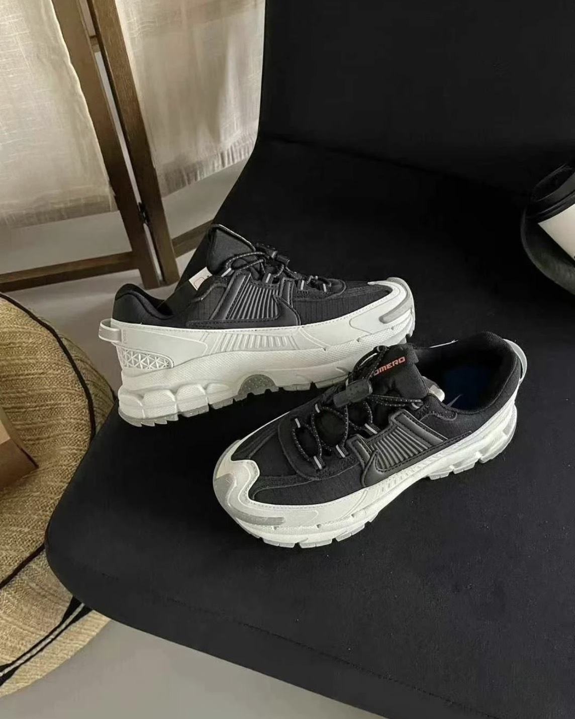 <奇蹟降價>Nike Zoom Vomero Roam "Black Light Sliver" 防水 抽繩 機能 黑白