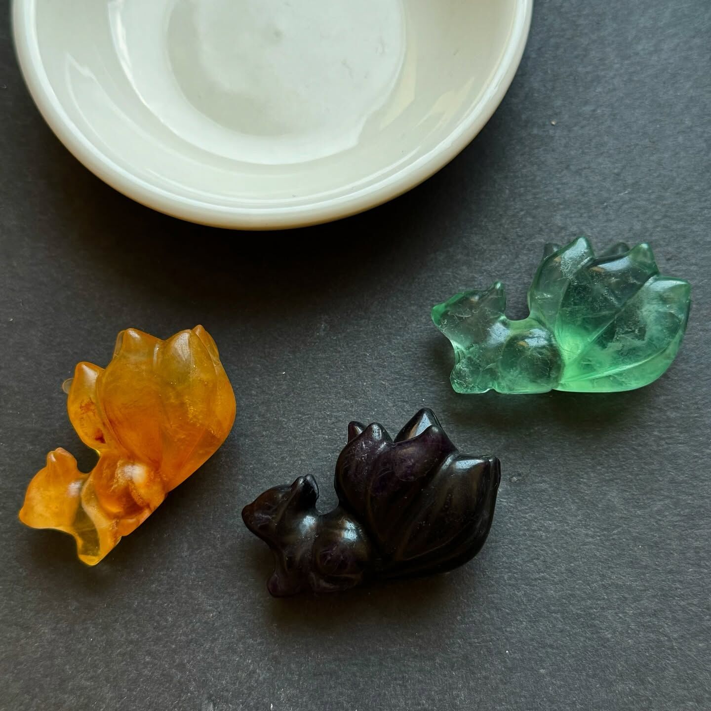 [原石] 螢石 九尾狐 水晶擺件