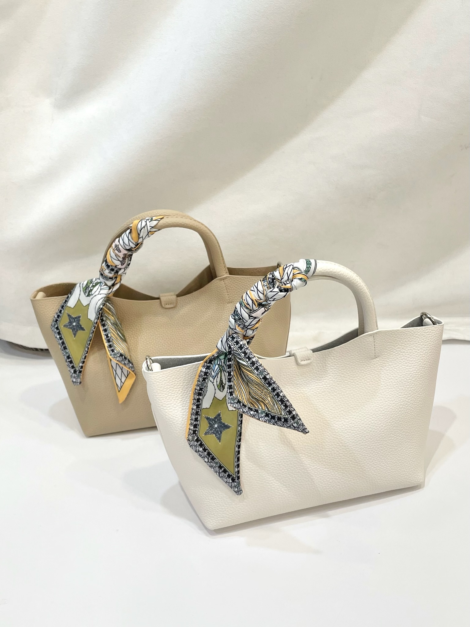 優雅領巾皮革提包