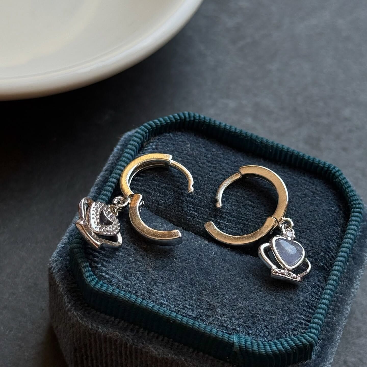 [原石] 坦桑石 / 丹泉石 耳環