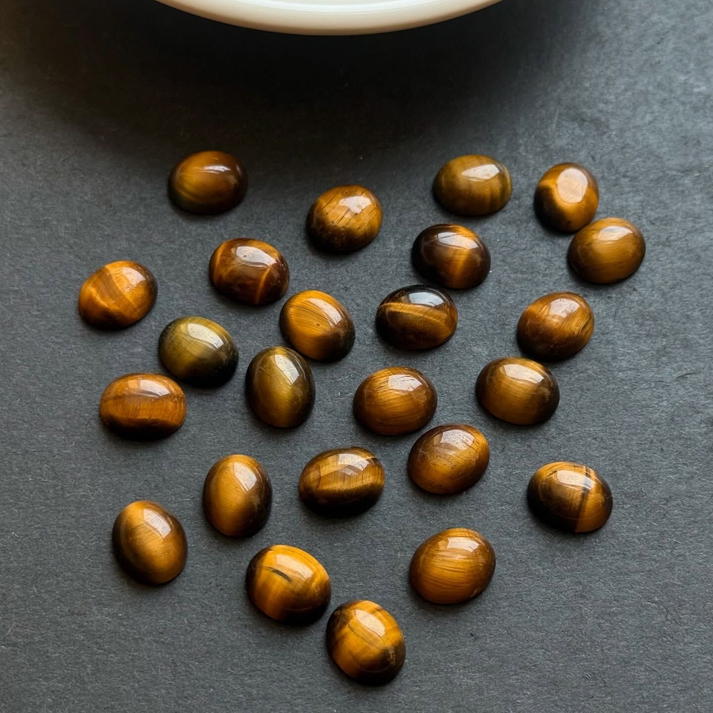 [原石] 虎眼石 水晶蛋面 約10x8x4mm