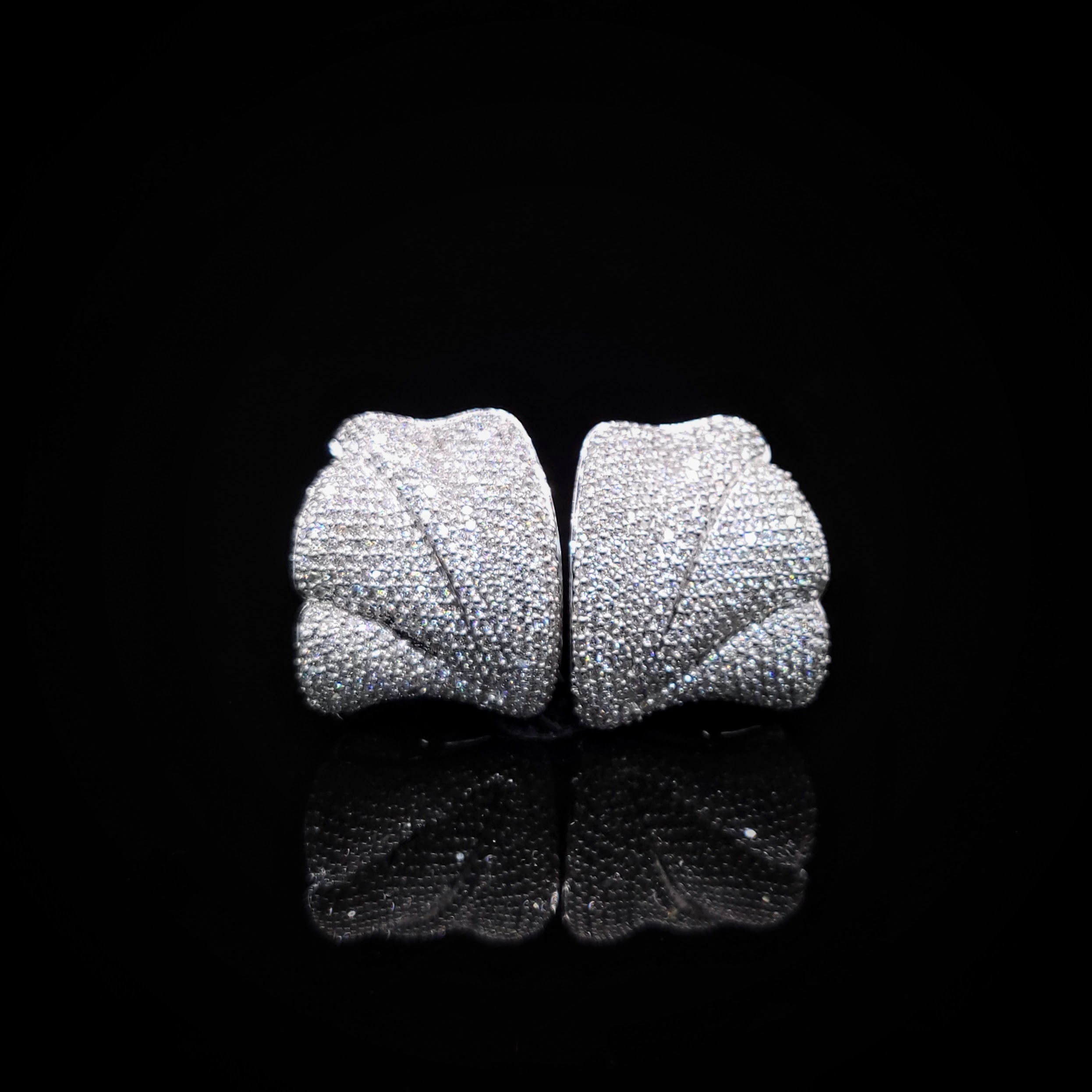 18K White Gold 2.02ct Diamond Earrings