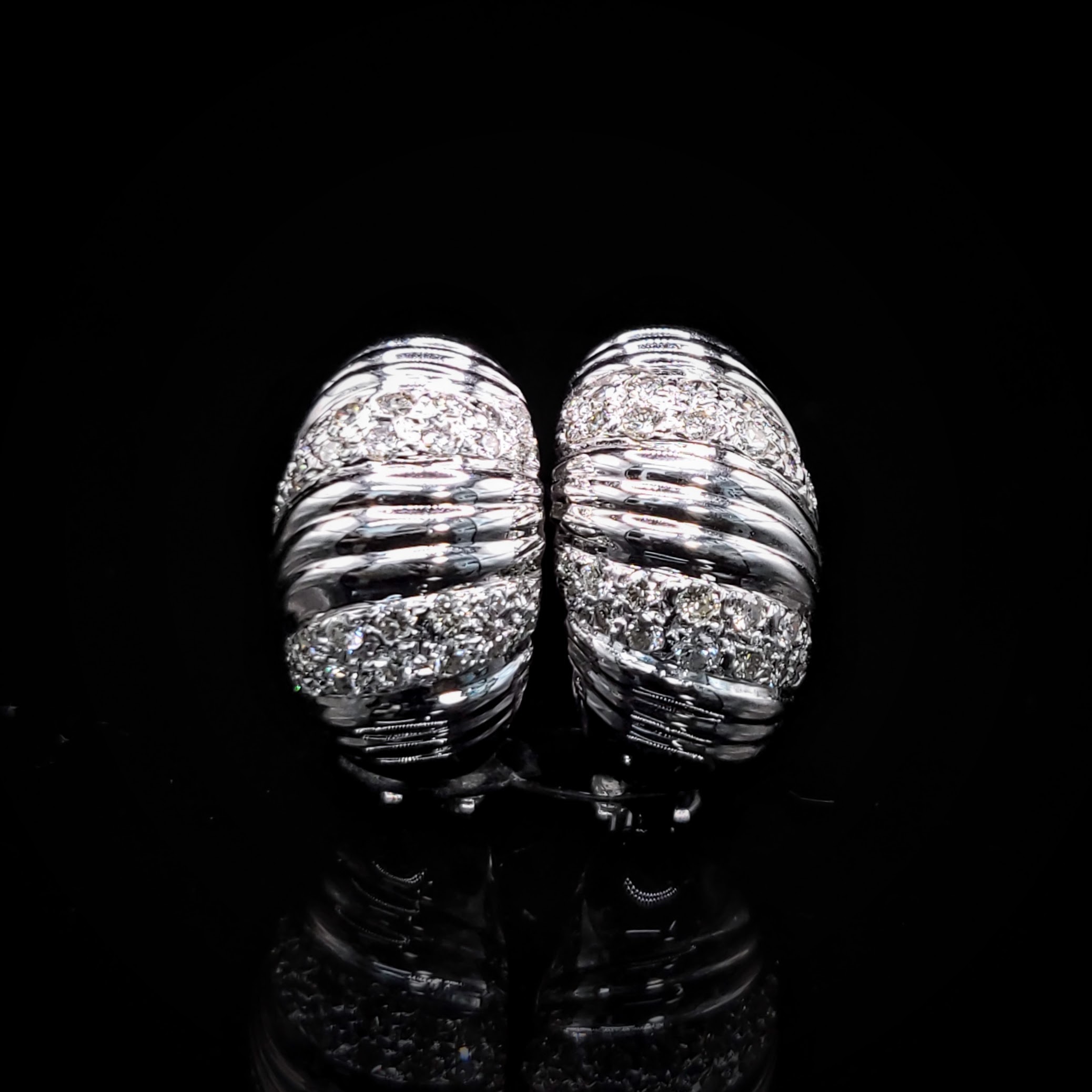 18K White Gold 1.25ct Diamond Hoop Earrings