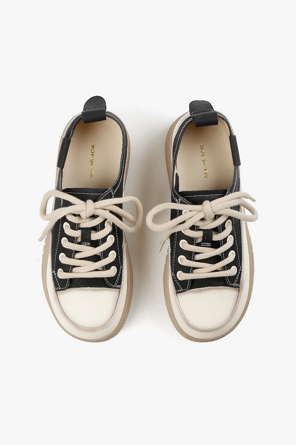 East 3 舒適運動休閒鞋