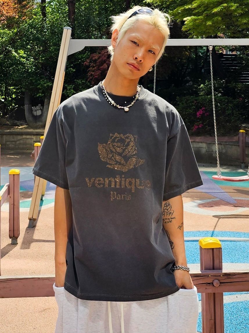 洗水英文字閃金圖案短袖Tee VENTIQUE-056T