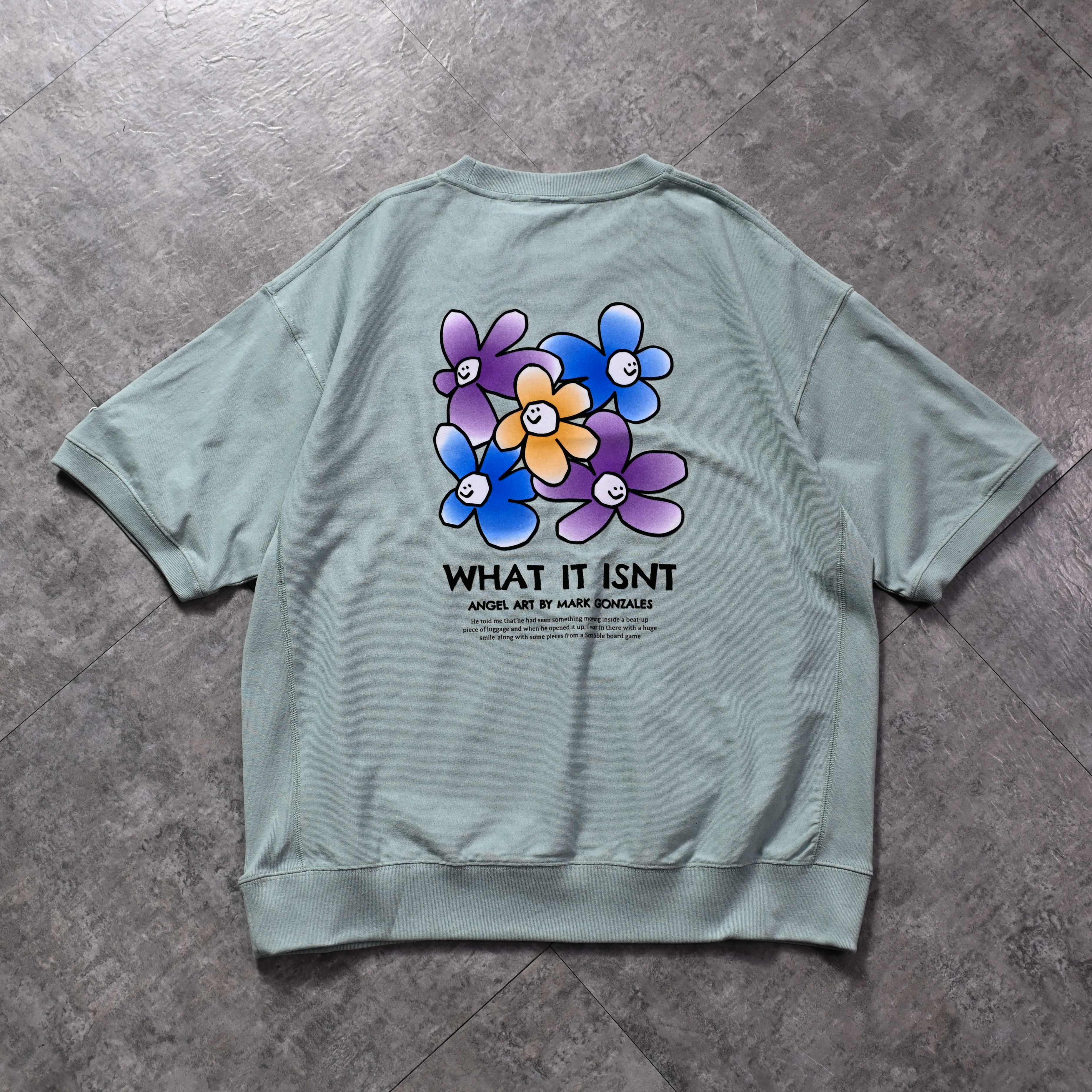 (What it isNt) ART BY MARK GONZALES Flocking Flower BIG Tee