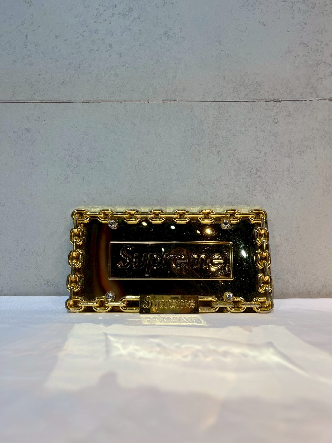 SUPREME CHAIN LICENSE PLATE FRAME 車牌