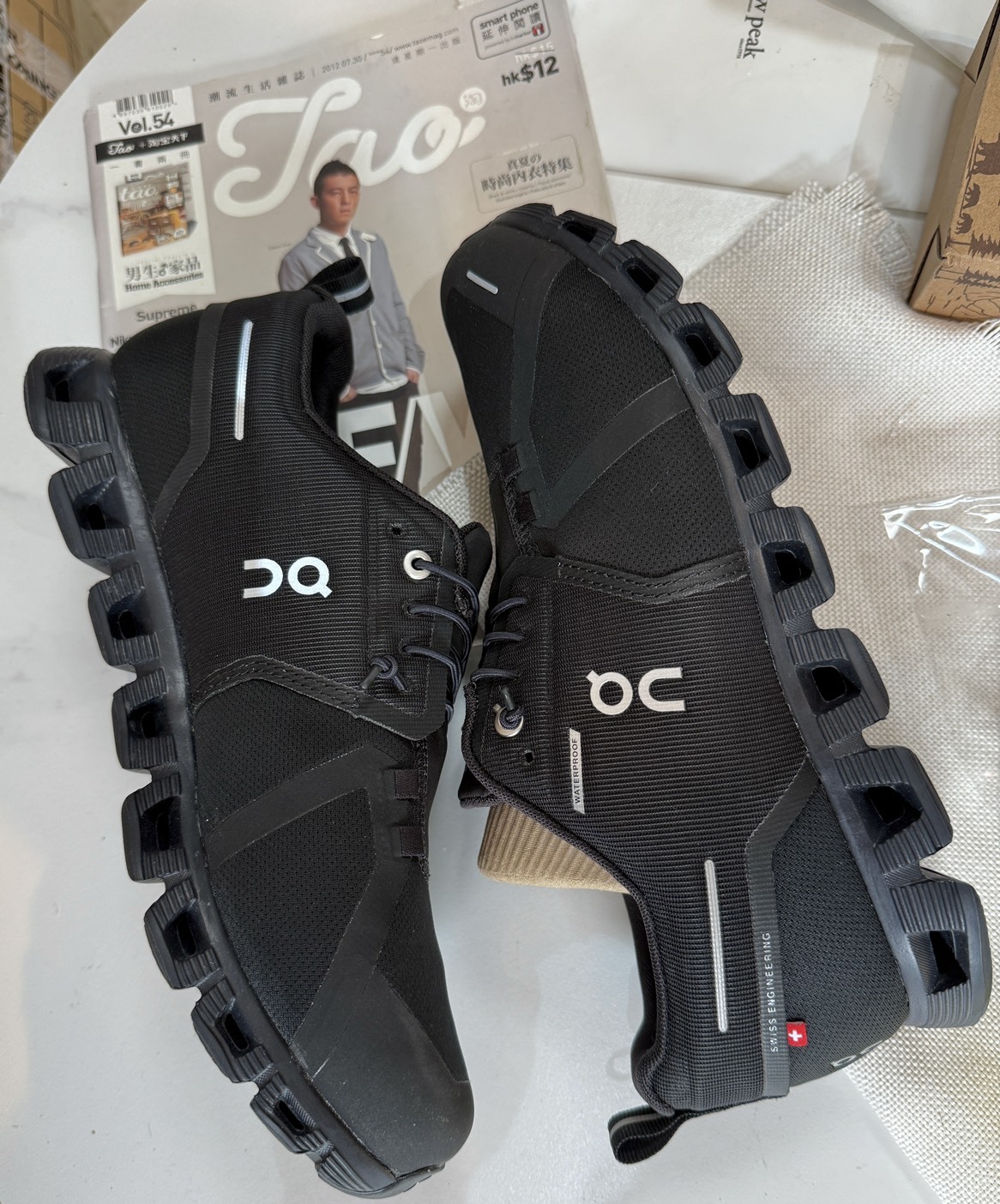 【現貨】ON 昂跑  CLOUD WATERPROOF 跑鞋 運動鞋 黑 布鞋 男鞋