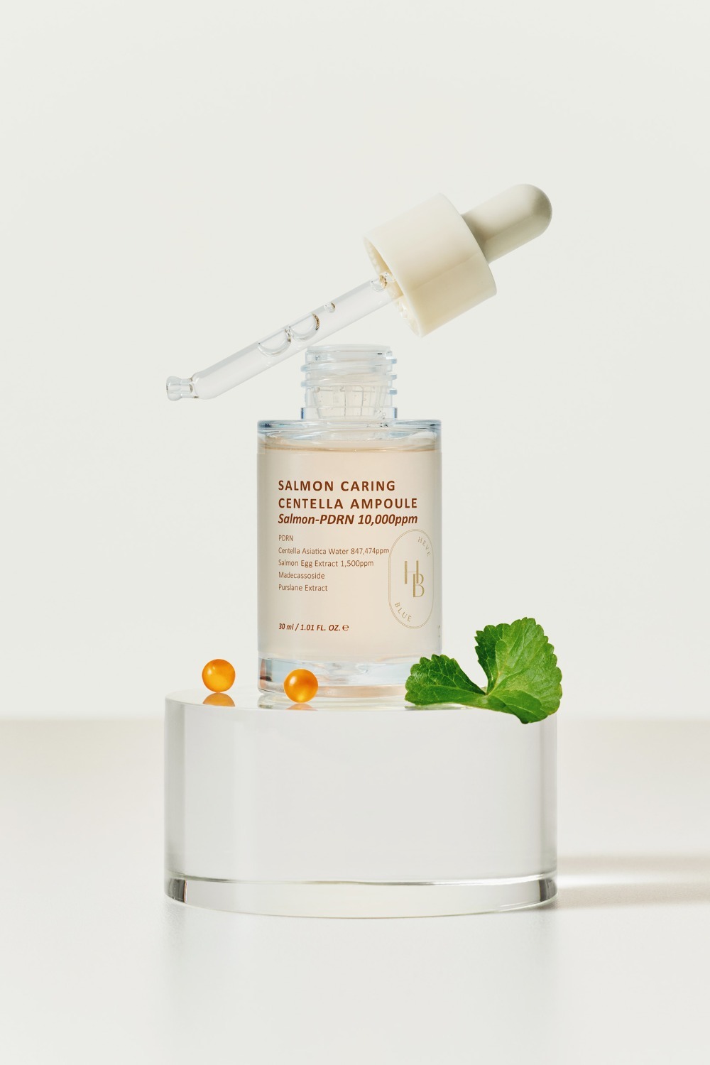 HEVEBLUE Salmon Caring Centella Ampoule 三文魚子PDRN舒緩降紅保濕安瓶精華 30ml