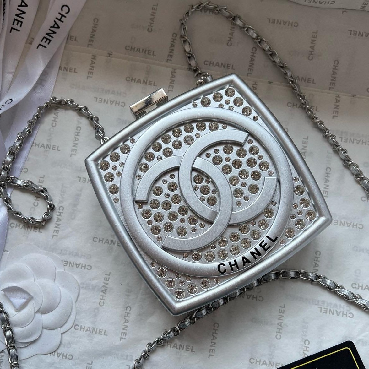 CHANEL🌟🌟限量款🌟🌟鑽石粉餅盒
