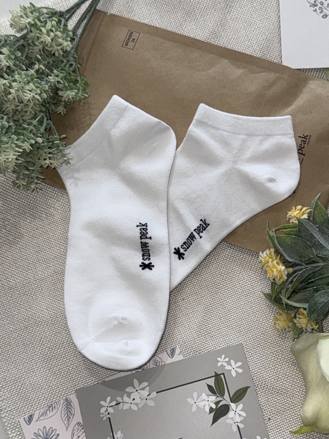 【現貨】Snow Peak 戶外風 襪子 男女款 百搭 無毛圈 矽膠止滑短襪 ｜白色