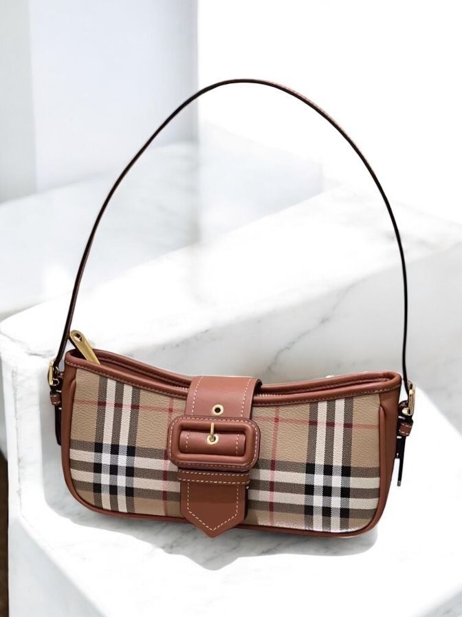 Burberry格紋包