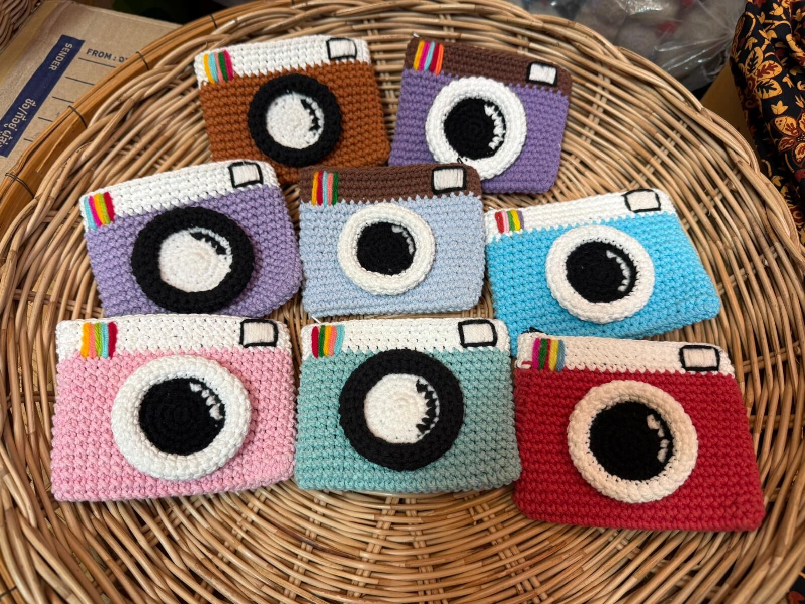 泰國編織相機拉鍊袋仔，袋有面有個扣，可當掛飾(T5 T550)