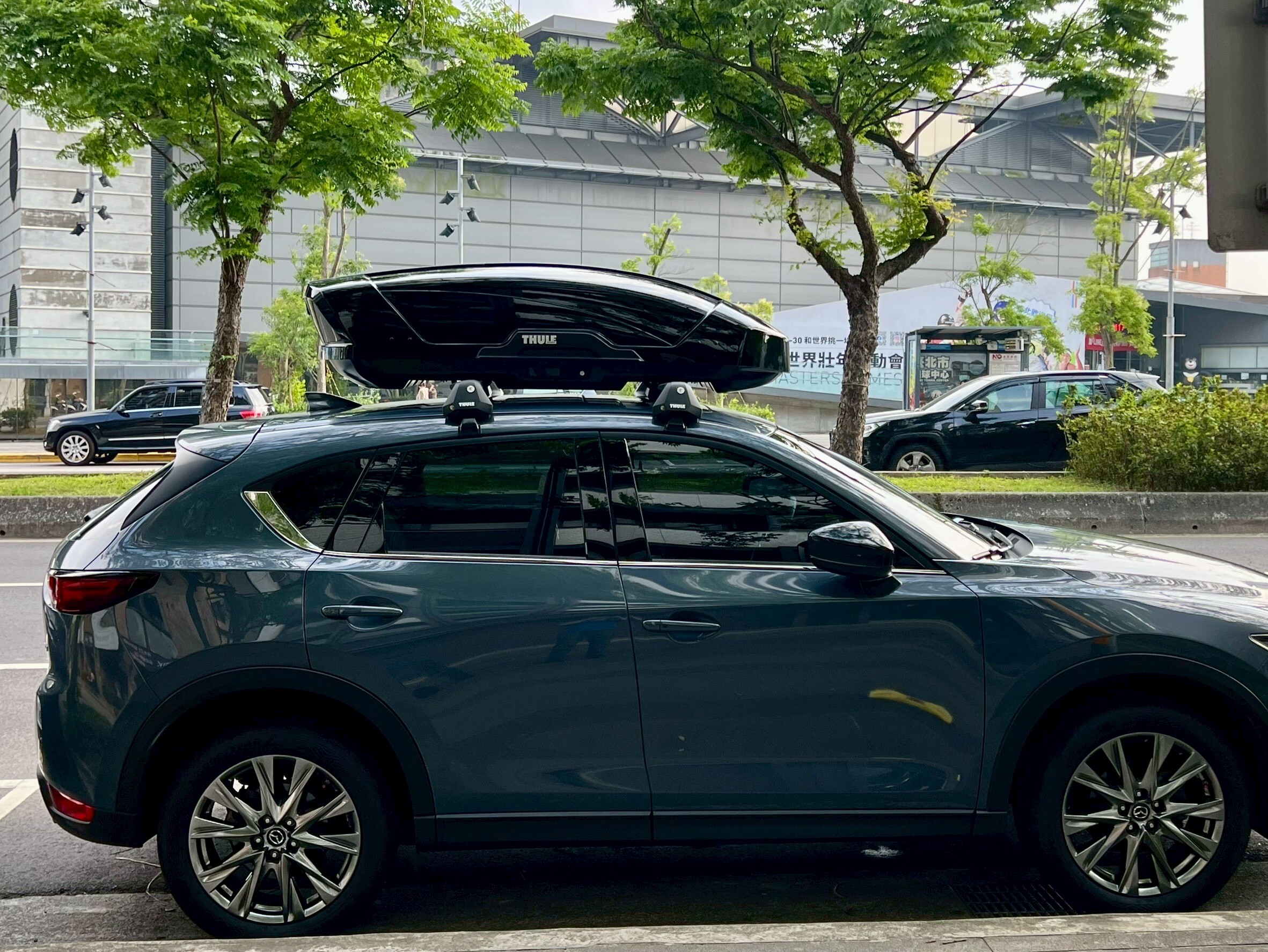 THULE Motion XT M (Mazda-CX5) 車頂行李箱(專用車頂架另購)