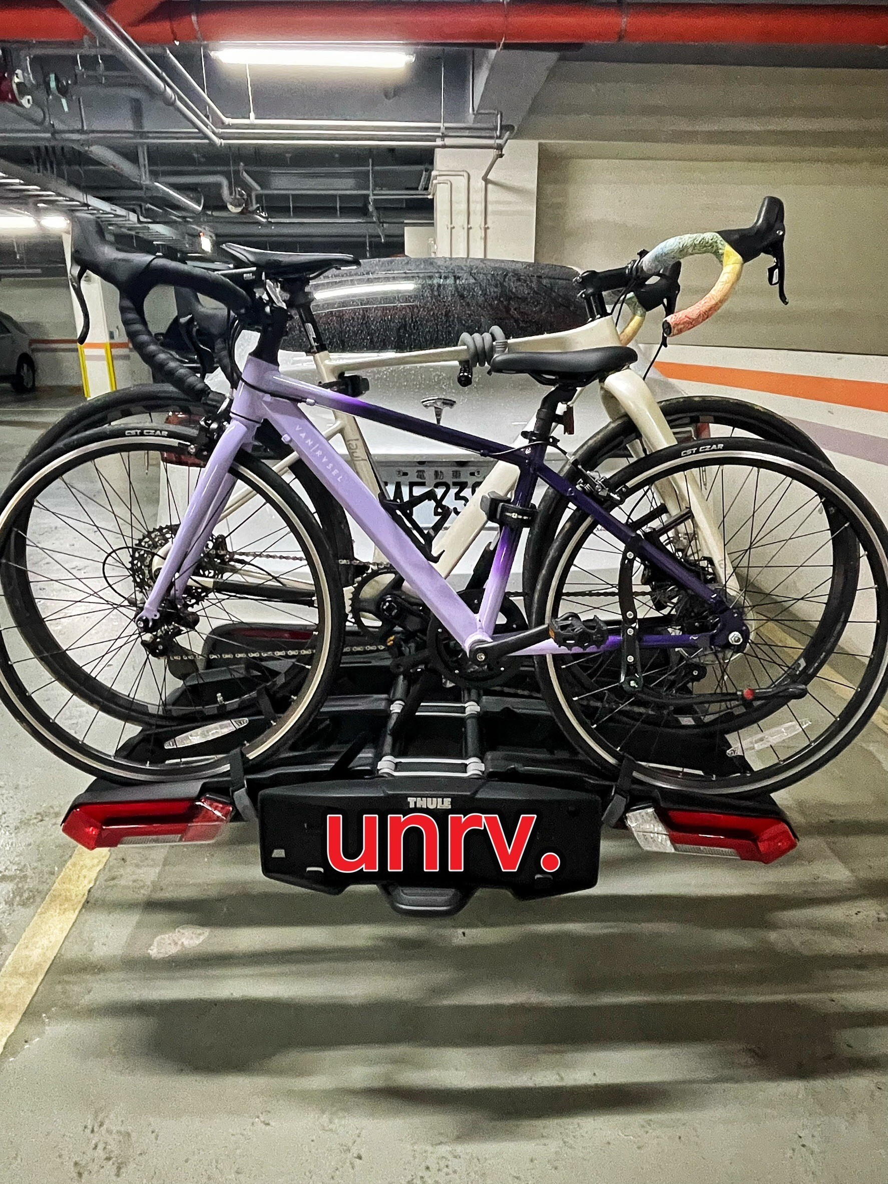 THULE Epos 單車架 3台份 (TESLA MODEL-Y)