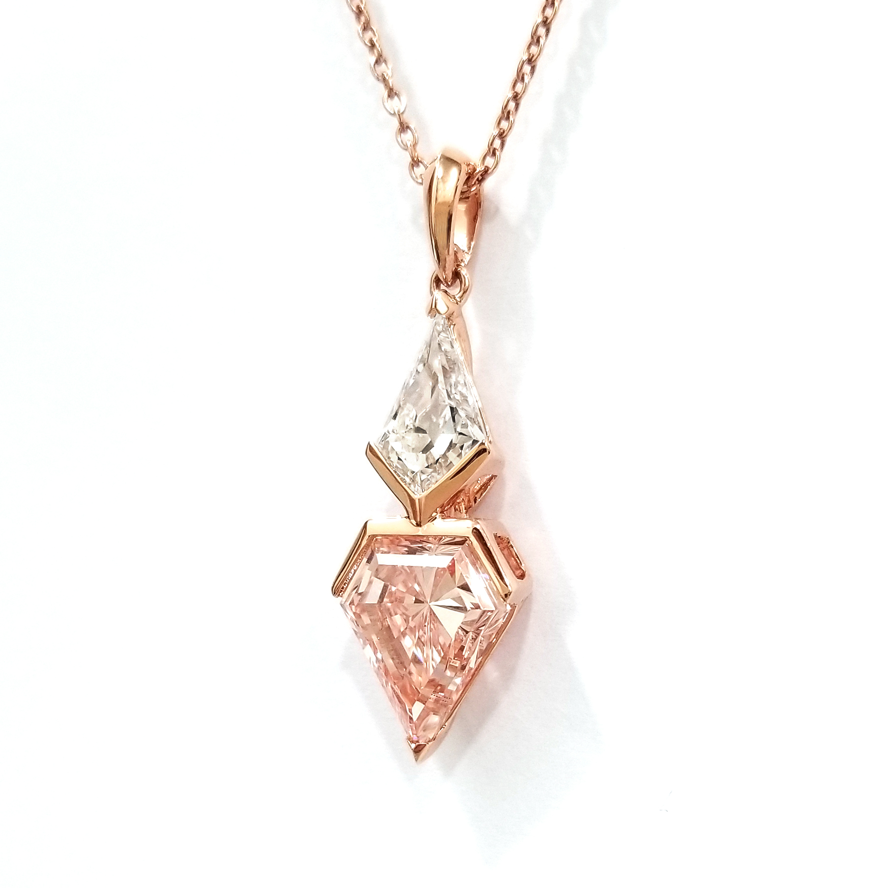 18K玫瑰金 實驗室培育鑽石風箏形吊墜