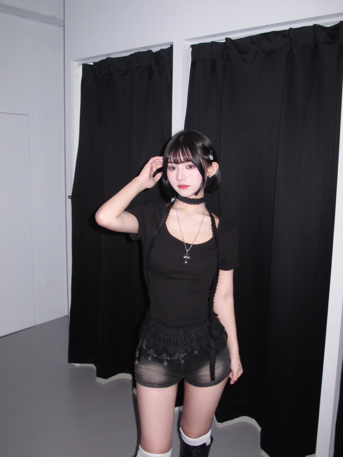 (GOAL)  甜酷風 蕾絲拼接綁帶上衣 MOLORDA 602872