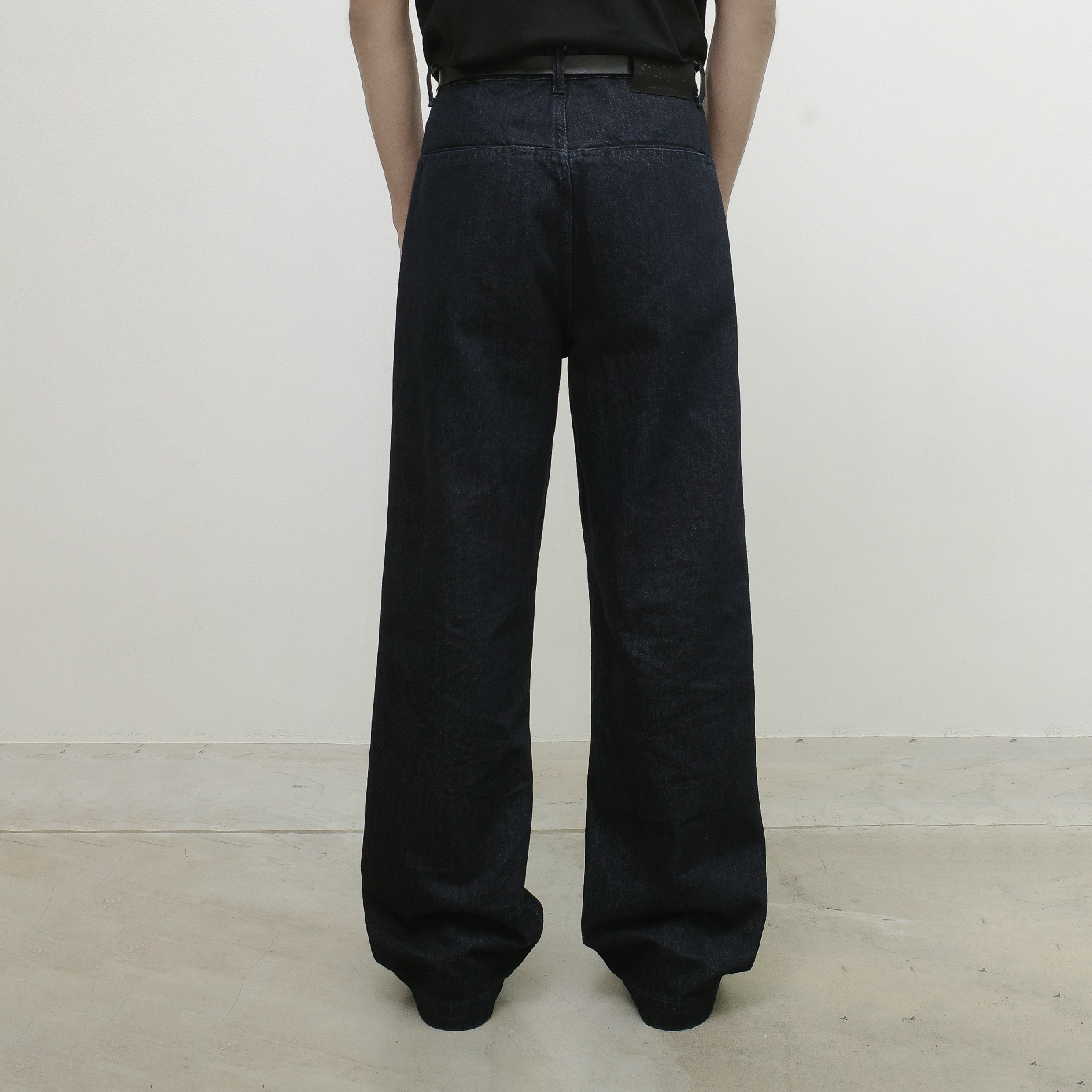 Anonymous Talking Baggy-Fit Jeans 寬鬆牛仔褲