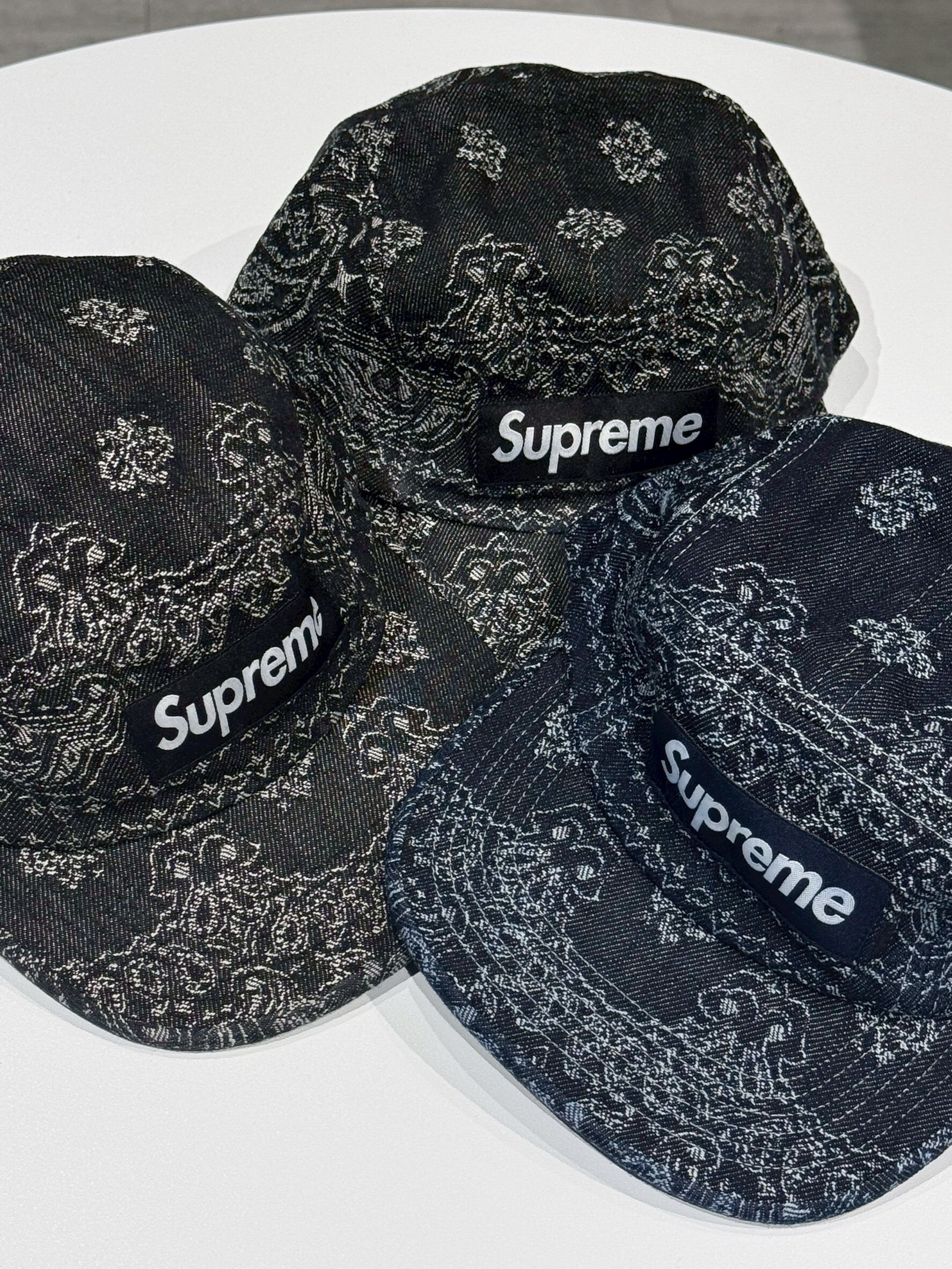 Supreme Jacquard 變形蟲 單寧分割帽