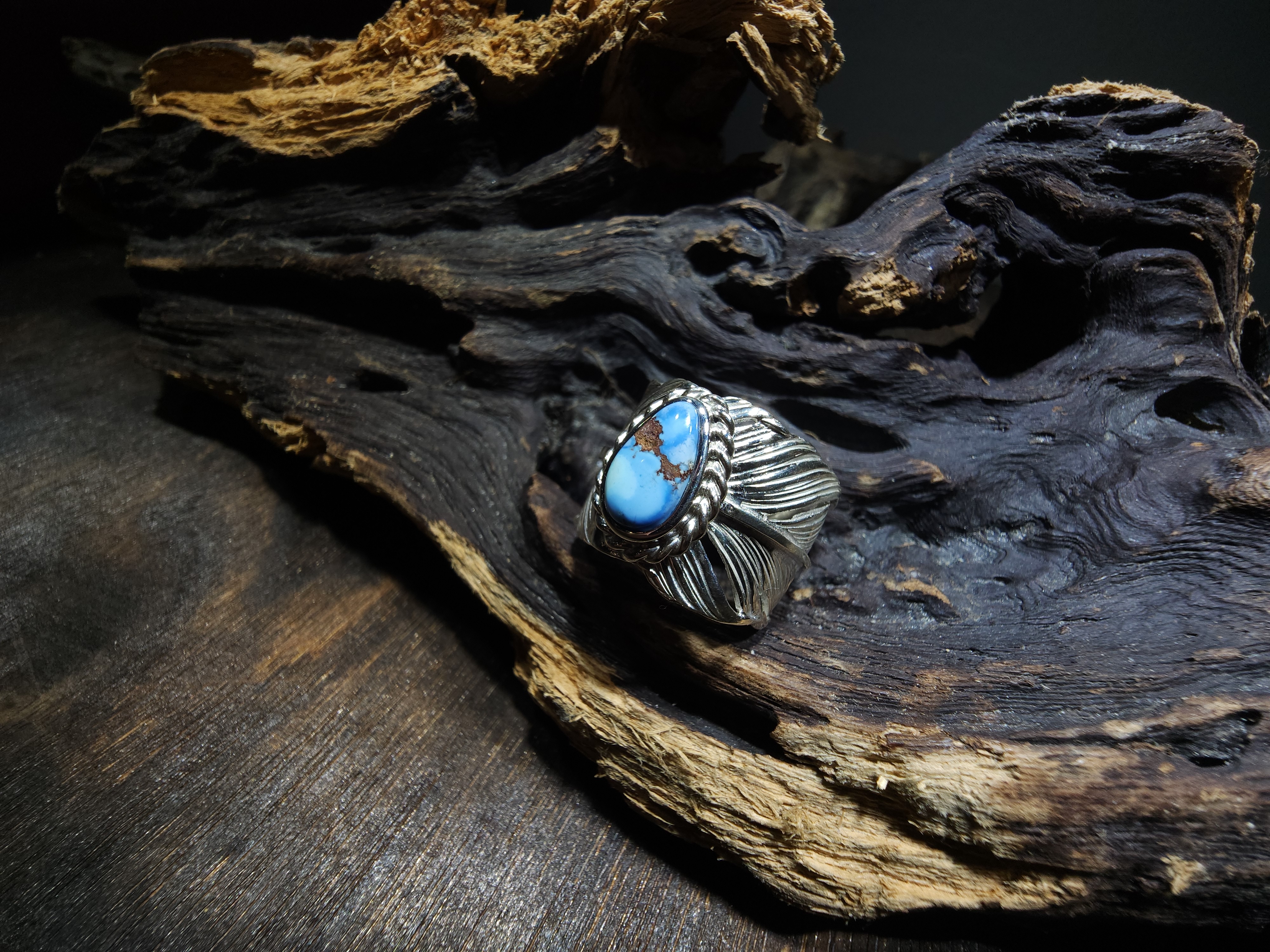 *Black Venom Jewelry- Freedom & Prayer 純銀勃羽戒鑲Golden Hill 松石