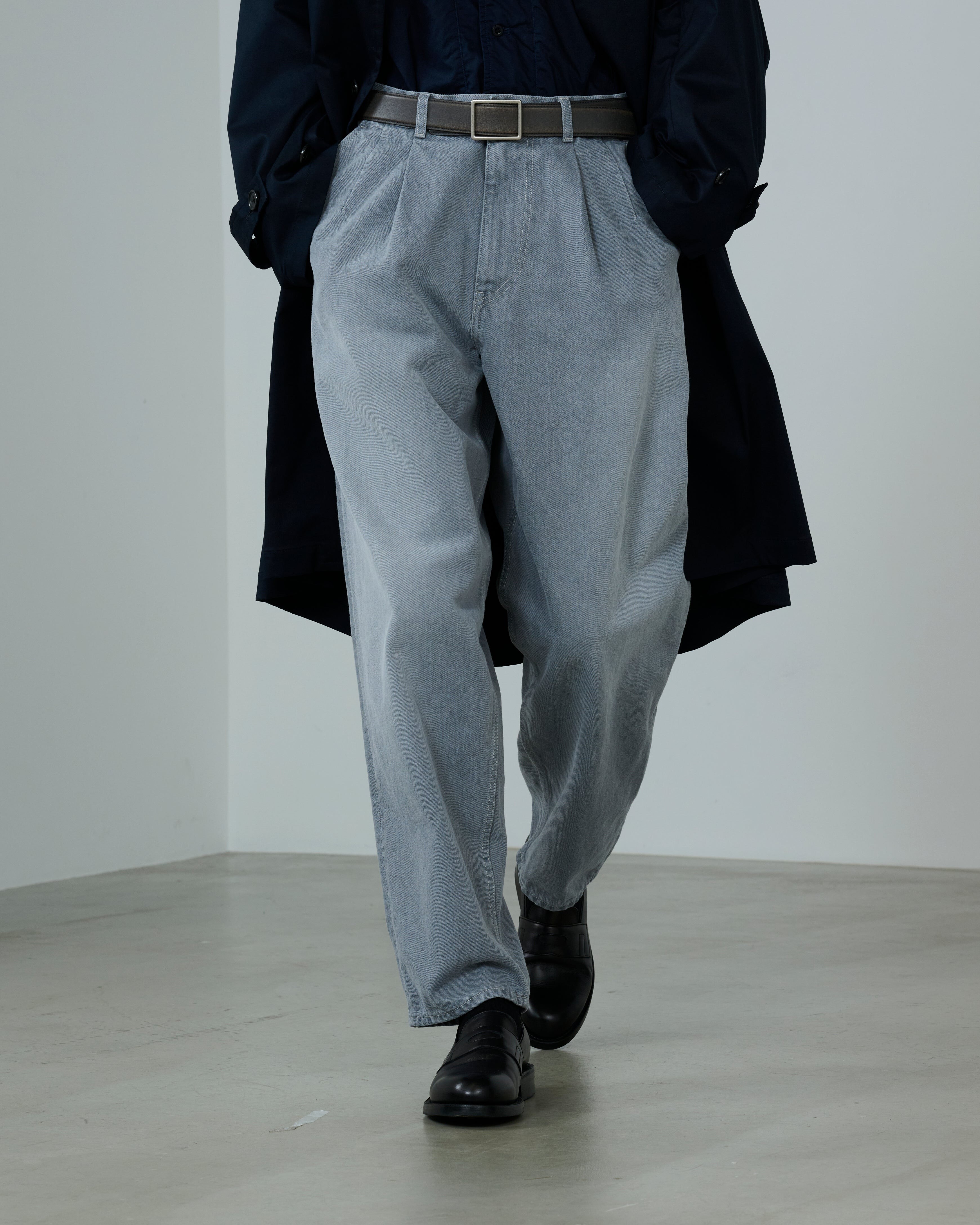 2025SS GRAPHPAPER GRAY TONE CONE DENIM TWO TUCK PANTS 黃金周 限定 灰色 寬版 牛仔褲 長褲 現貨 GM252-40067LB