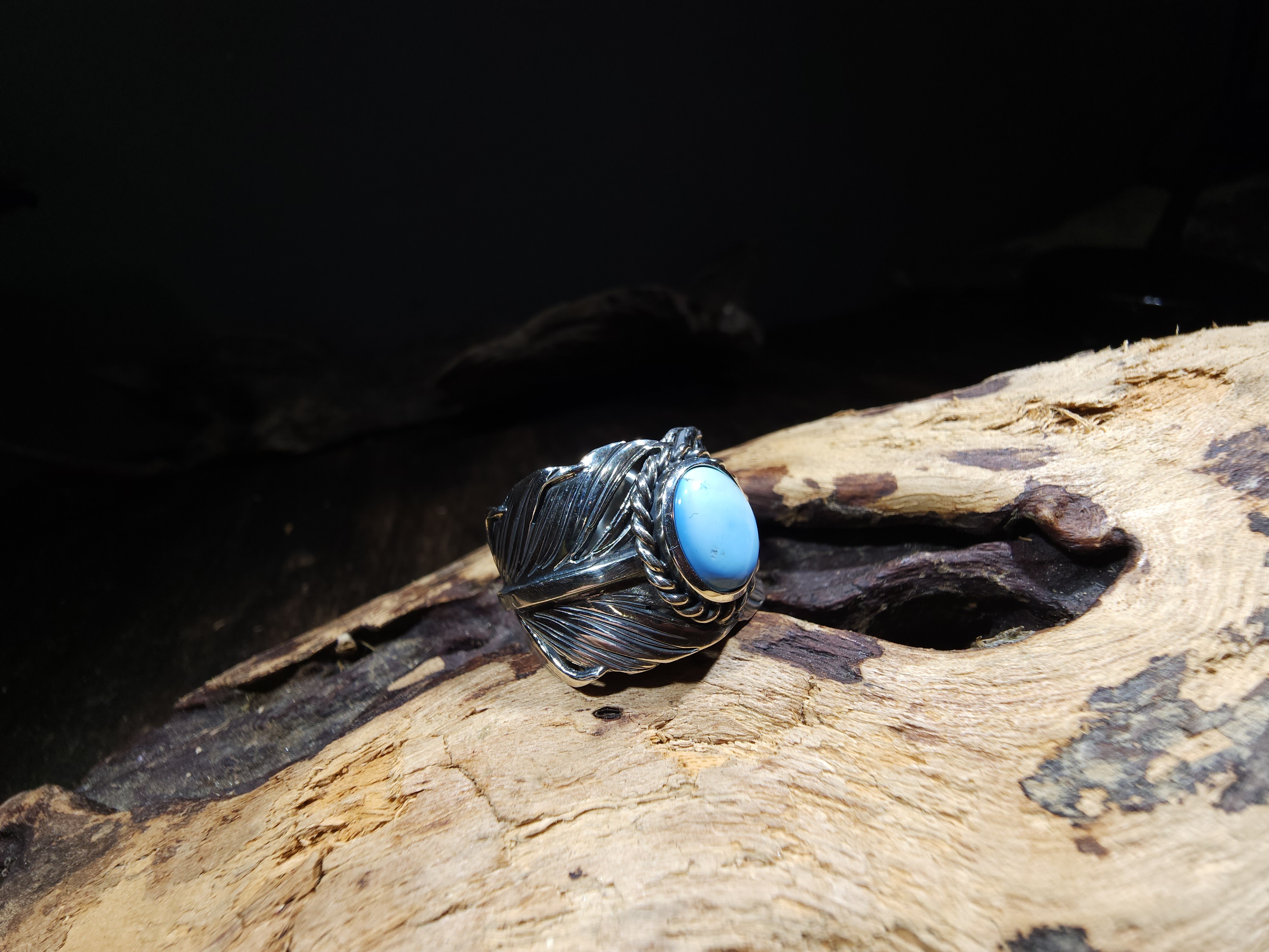 *Black Venom Jewelry- Freedom & Prayer 純銀勃羽戒鑲Golden Hill 松石