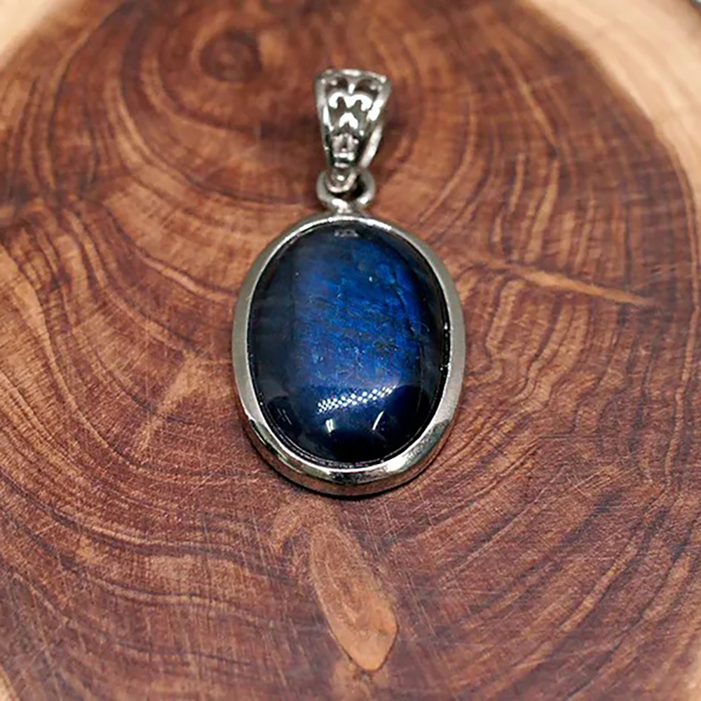 黑體藍光拉長石銀墜(Labradorite)