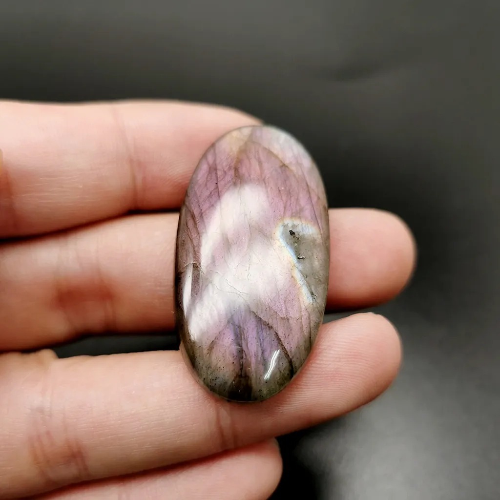 黑體藍光拉長石銀墜(Labradorite)