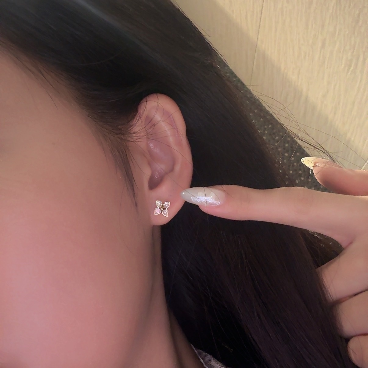 mini”水金鑽四葉草小花4件組耳釘set