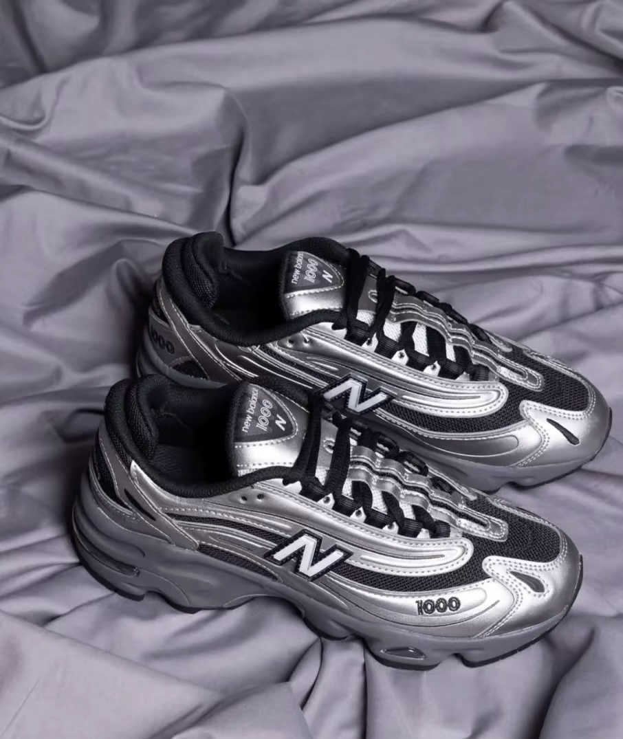 New Balance NB 1000 液態銀黑色 銀色 Y2K 復古 慢跑鞋 老爹鞋 Ｍ1000EGR/預購