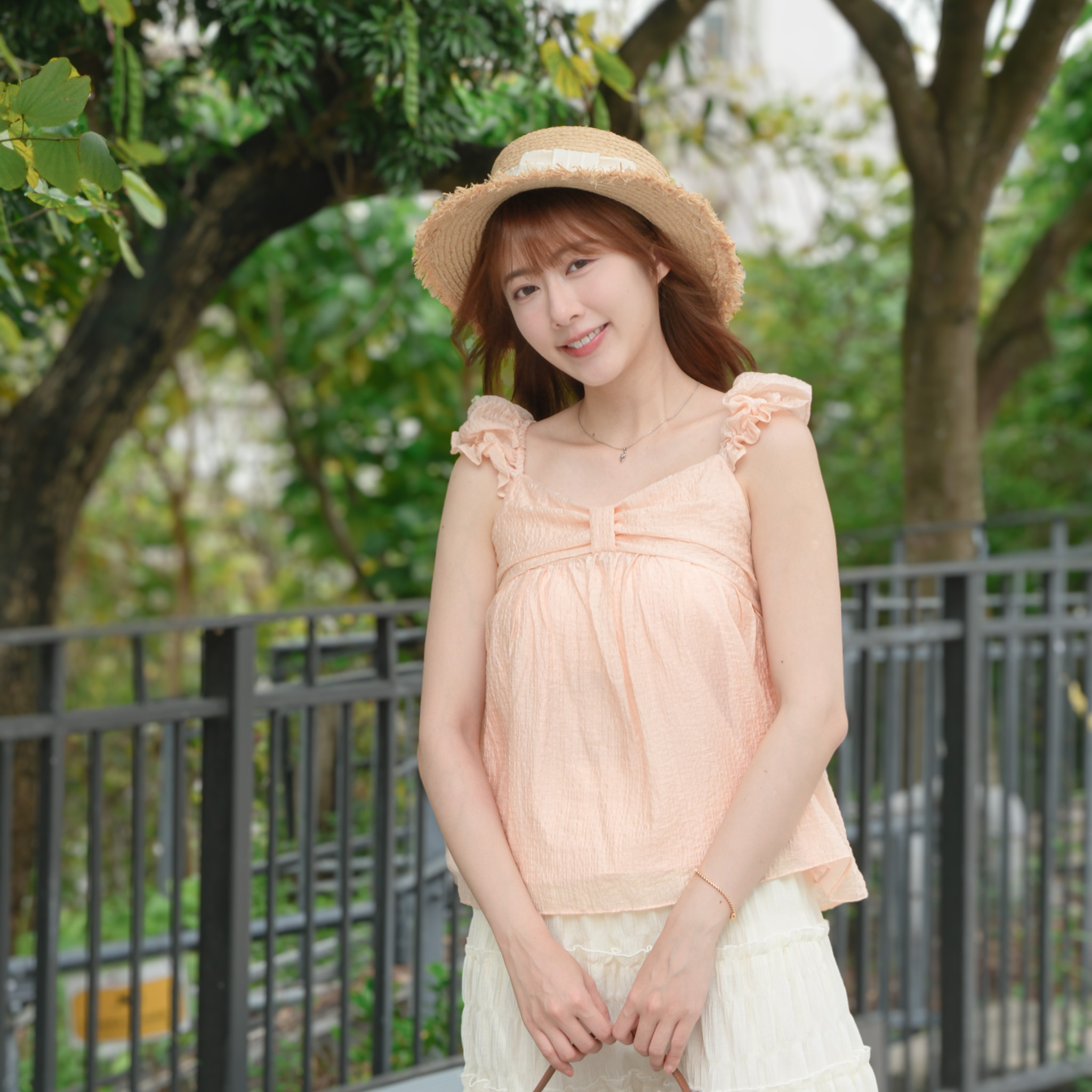 免打底！Premium款甜美感雪紡背心 (純白/珊瑚橙) TOP502
