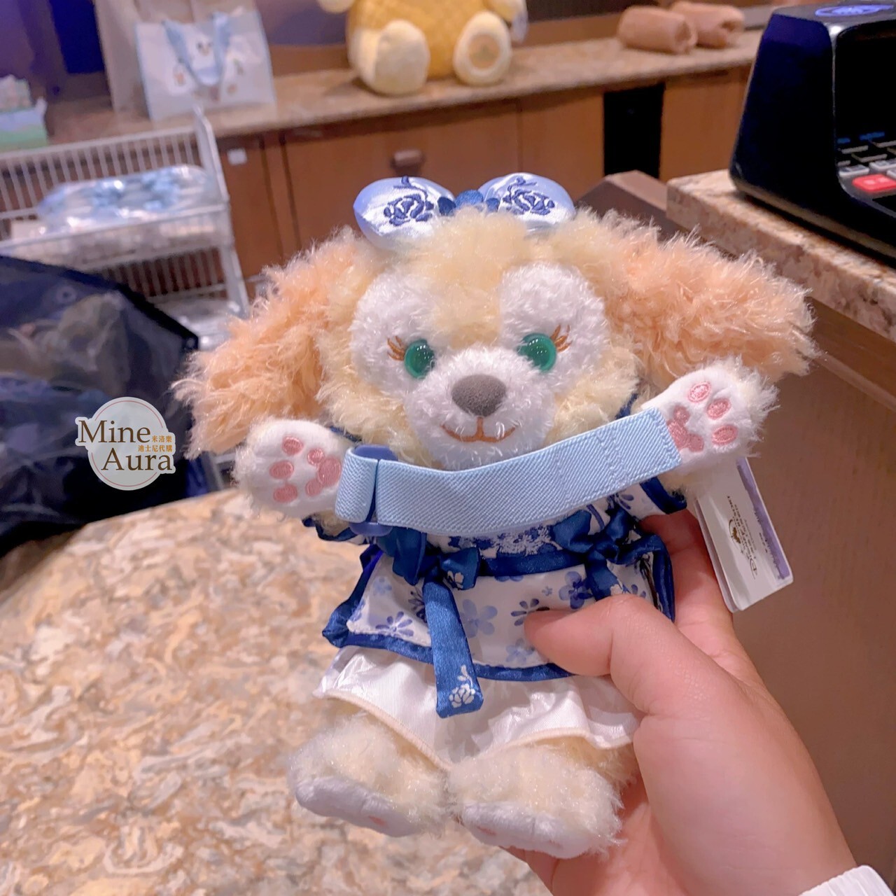 達菲 Duffy 與好友們 青花系列 可琦安 餅乾 CookieAnn 抱抱 絨毛 造型 窗簾束帶 窗簾綁帶 -上海迪士尼樂園