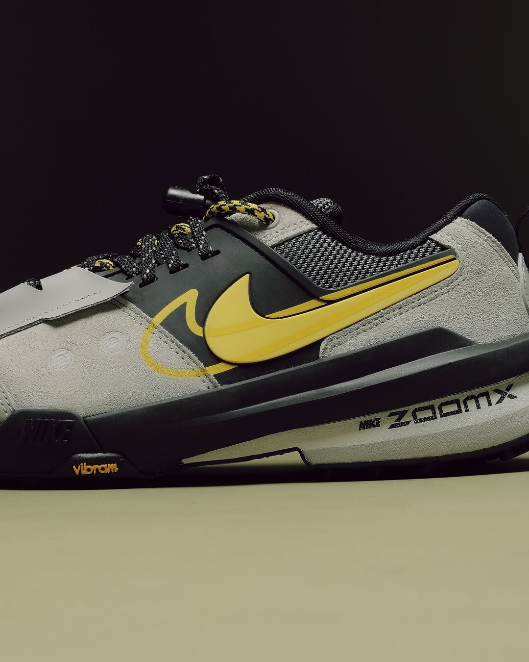 Focus Store】預購Sacai x Nike Zegamadome 