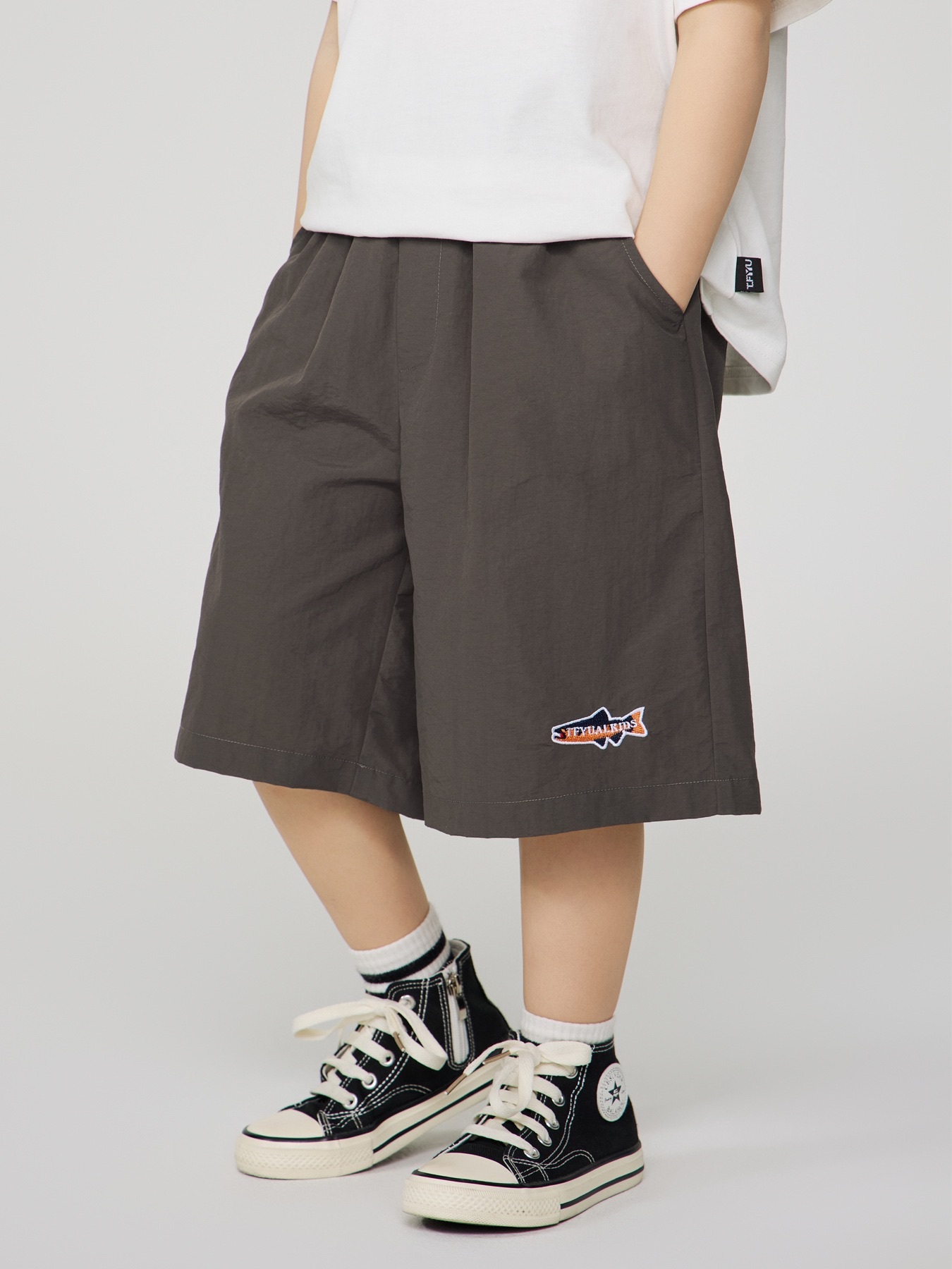 大鯊魚速乾五分褲