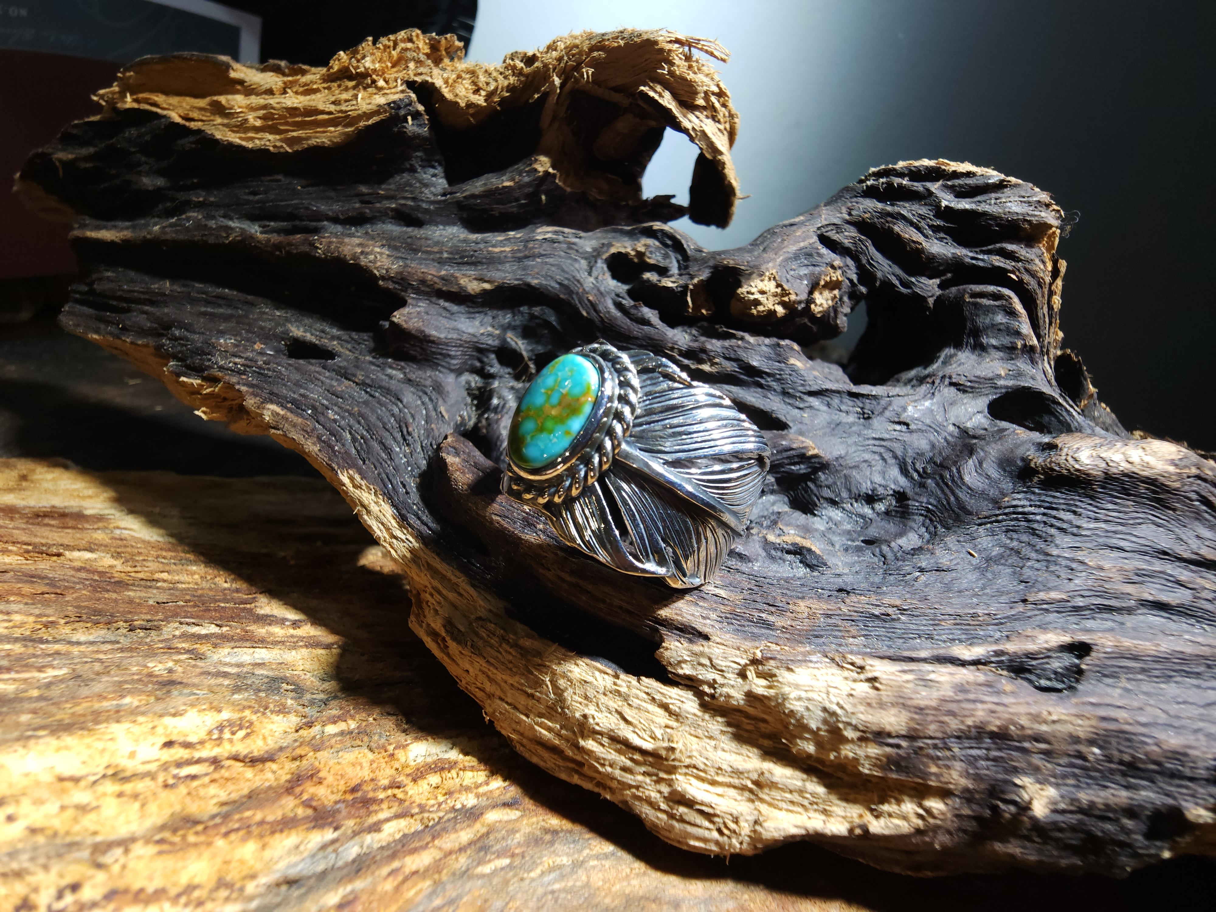 *Black Venom Jewelry- Freedom & Prayer 純銀勃羽戒鑲Sonora Gold 松石