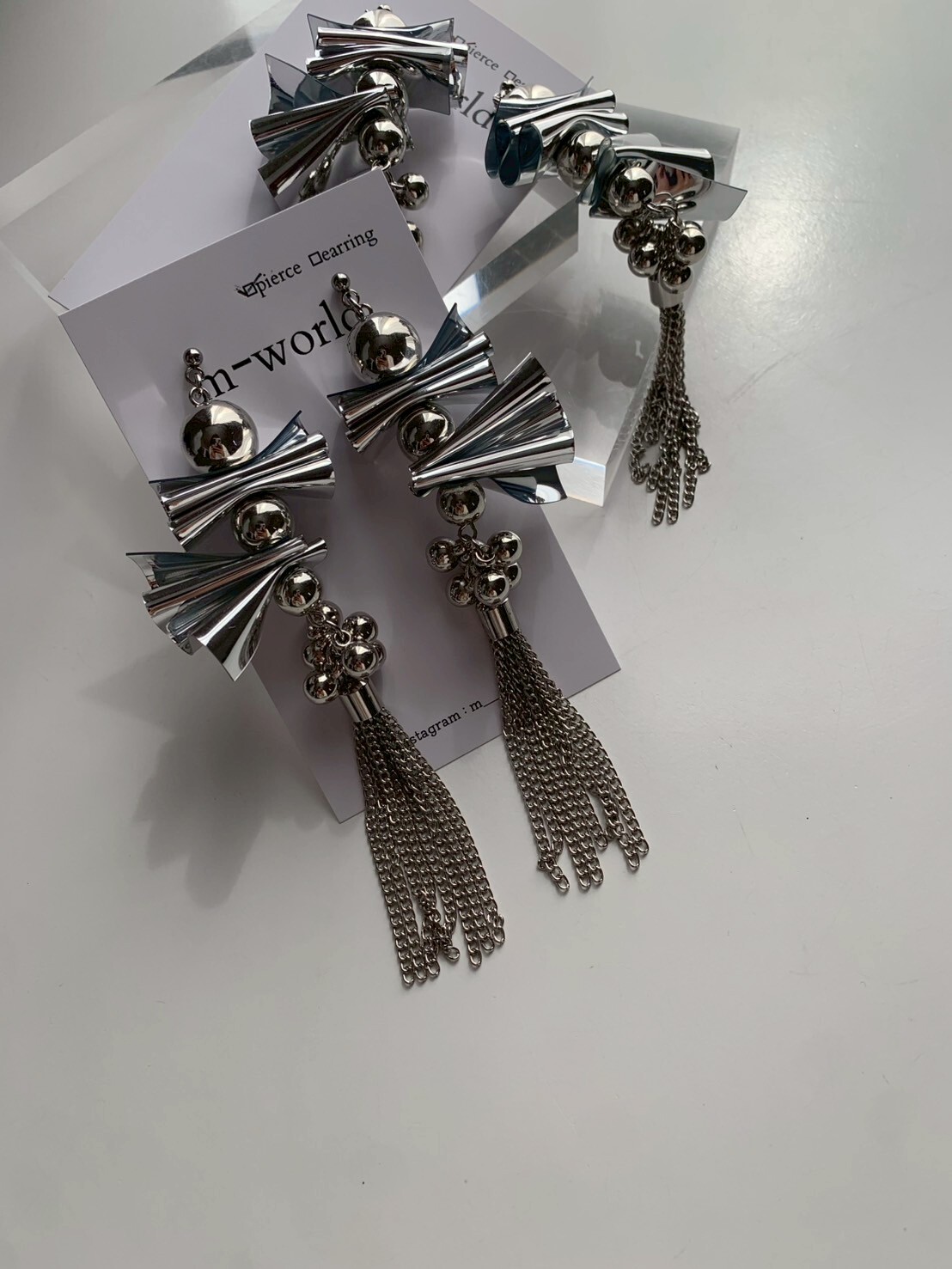 [m-world] silver pvc tassel | 耳夾 | NO.34