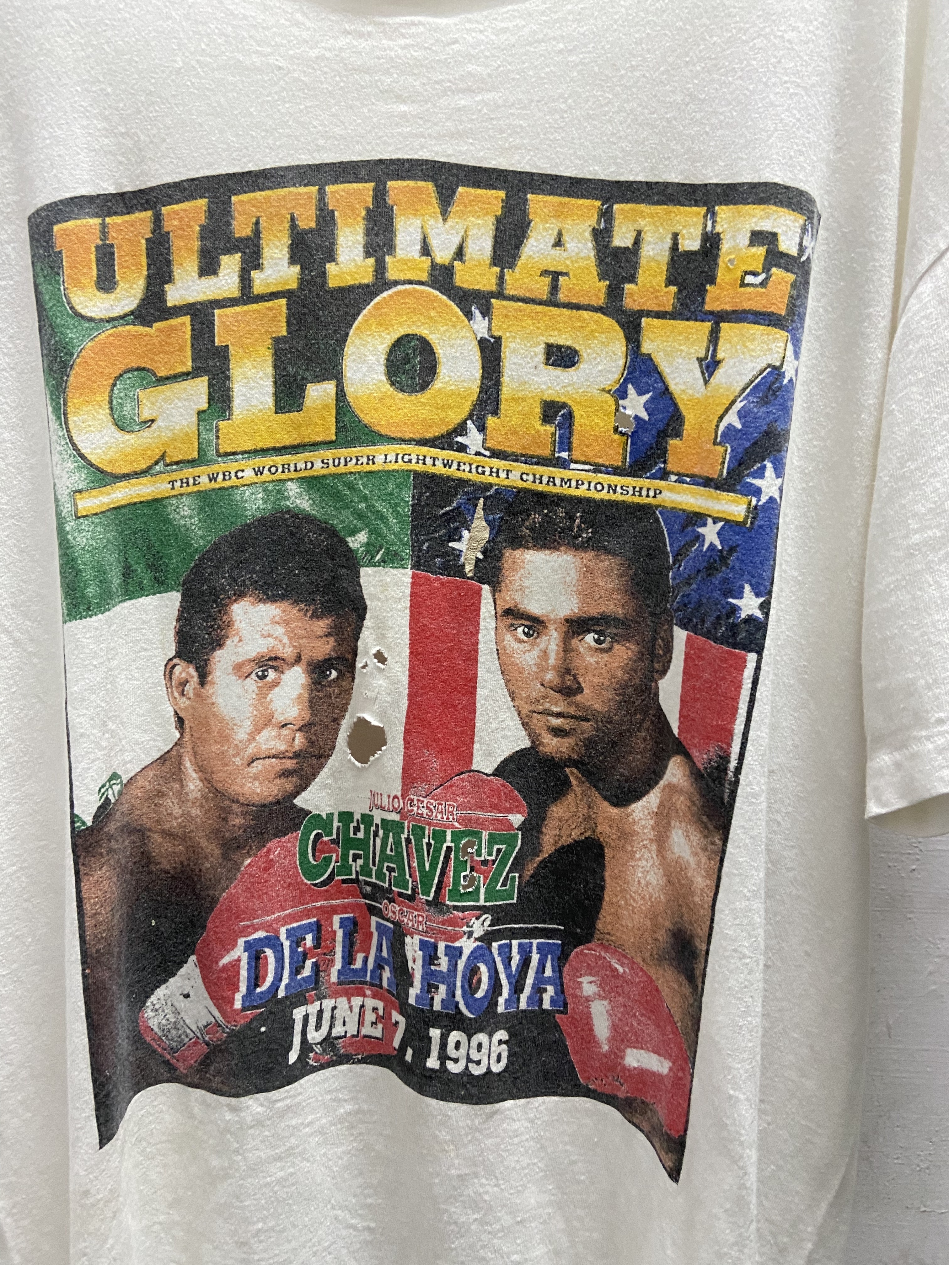 90s Chavez vs De La HoyaBoxing T-shirt Hard Worn